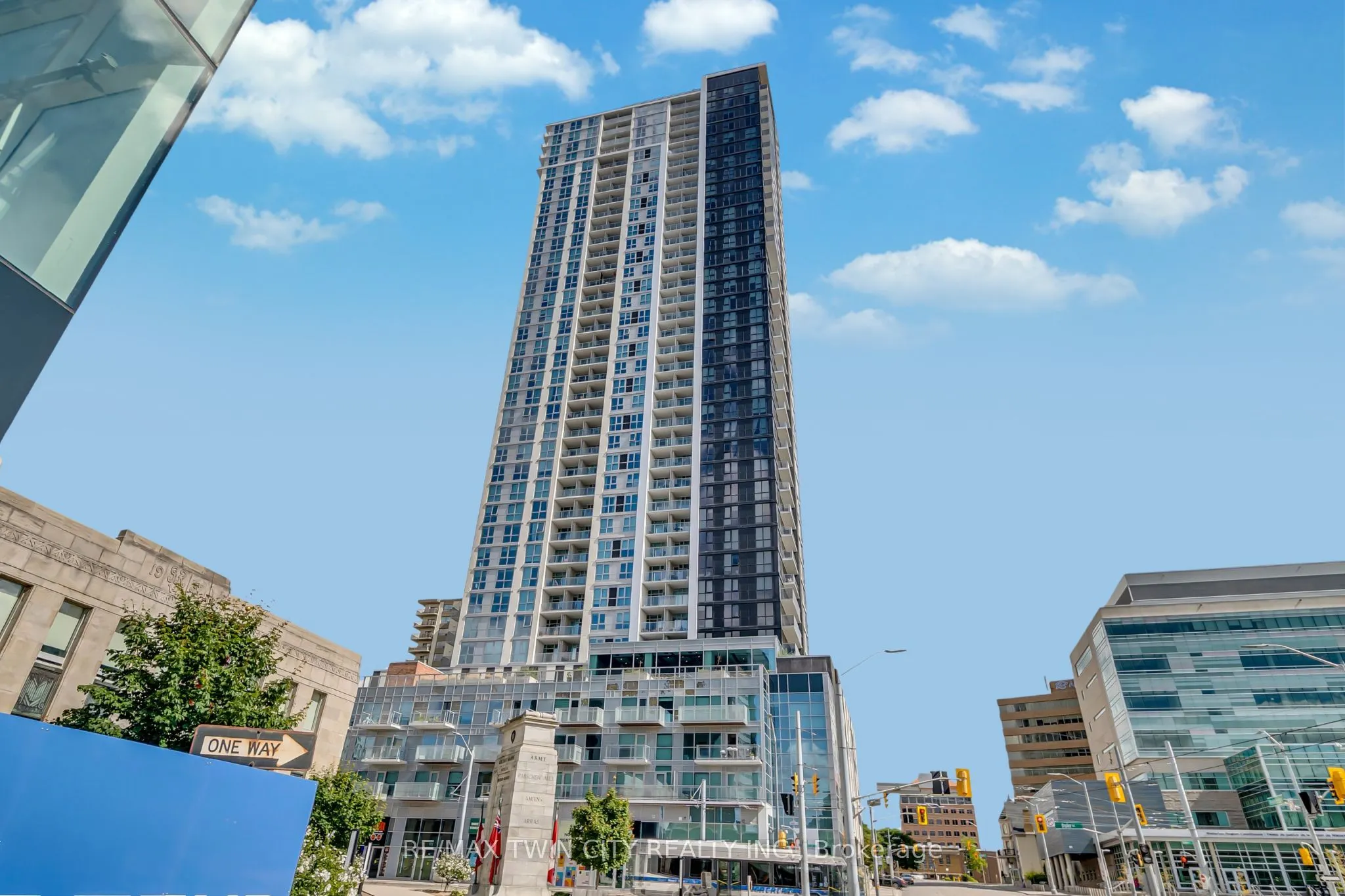 60 Frederick Street, #2404