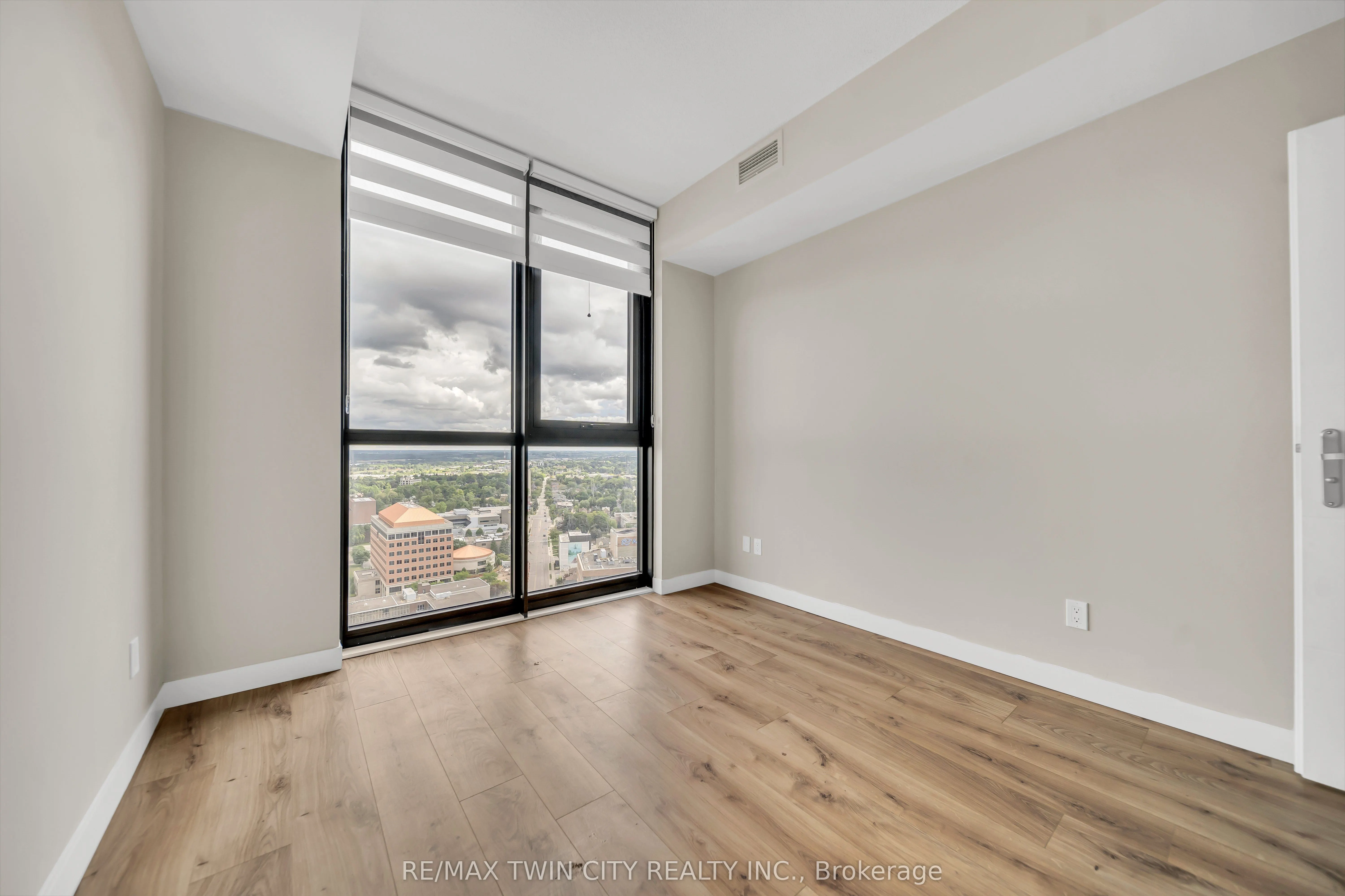 60 Frederick Street, #2404