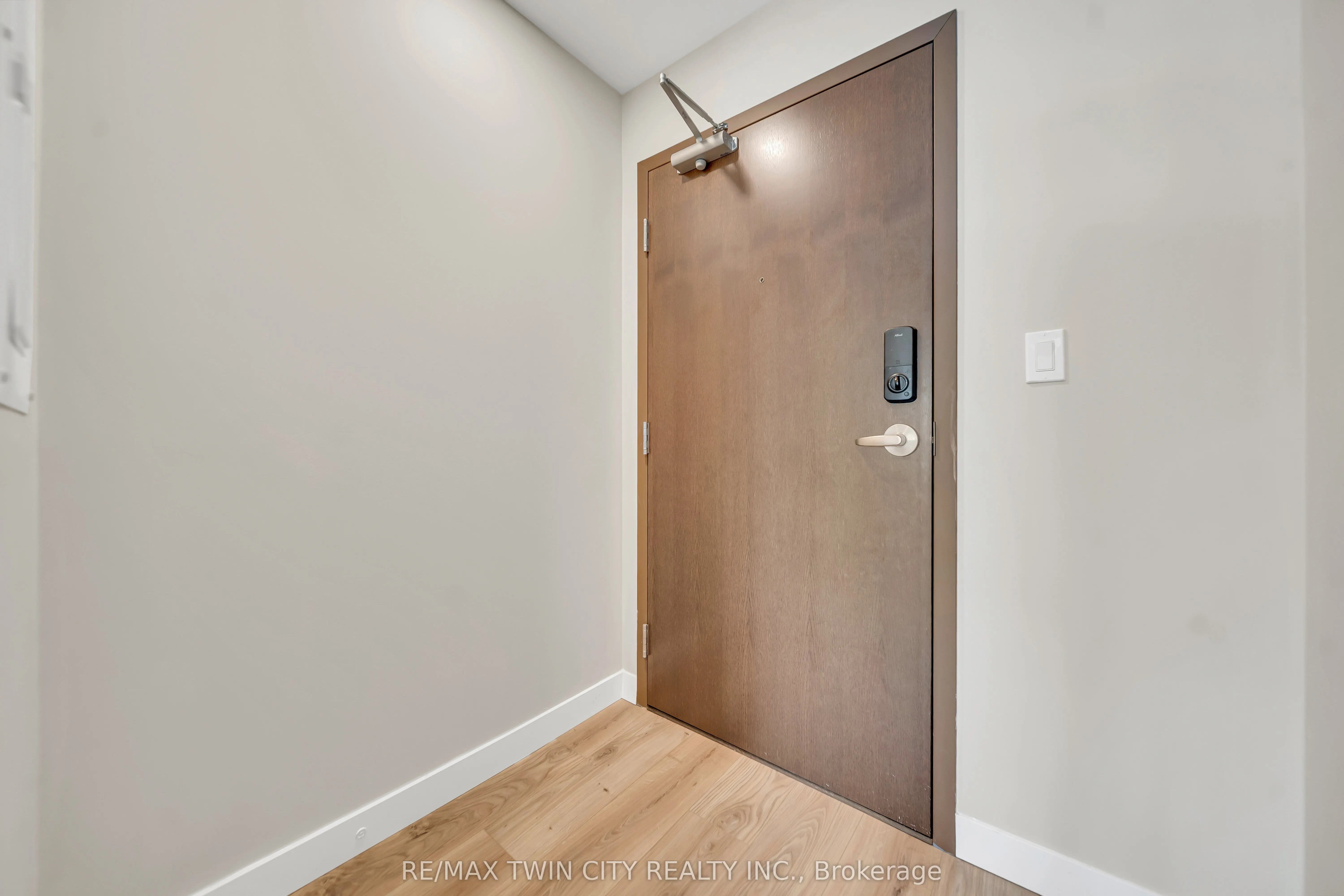 60 Frederick Street, #2404
