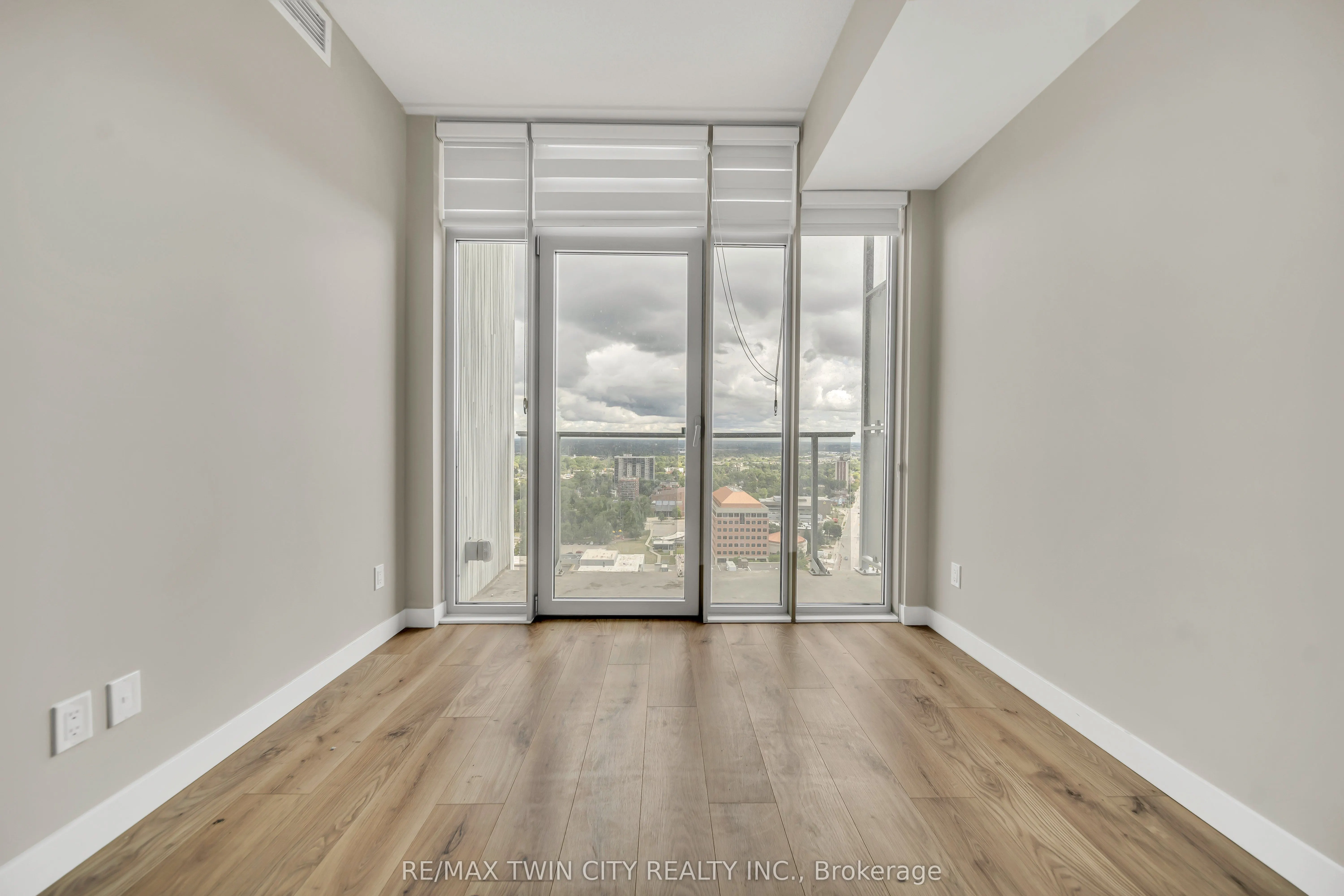 60 Frederick Street, #2404