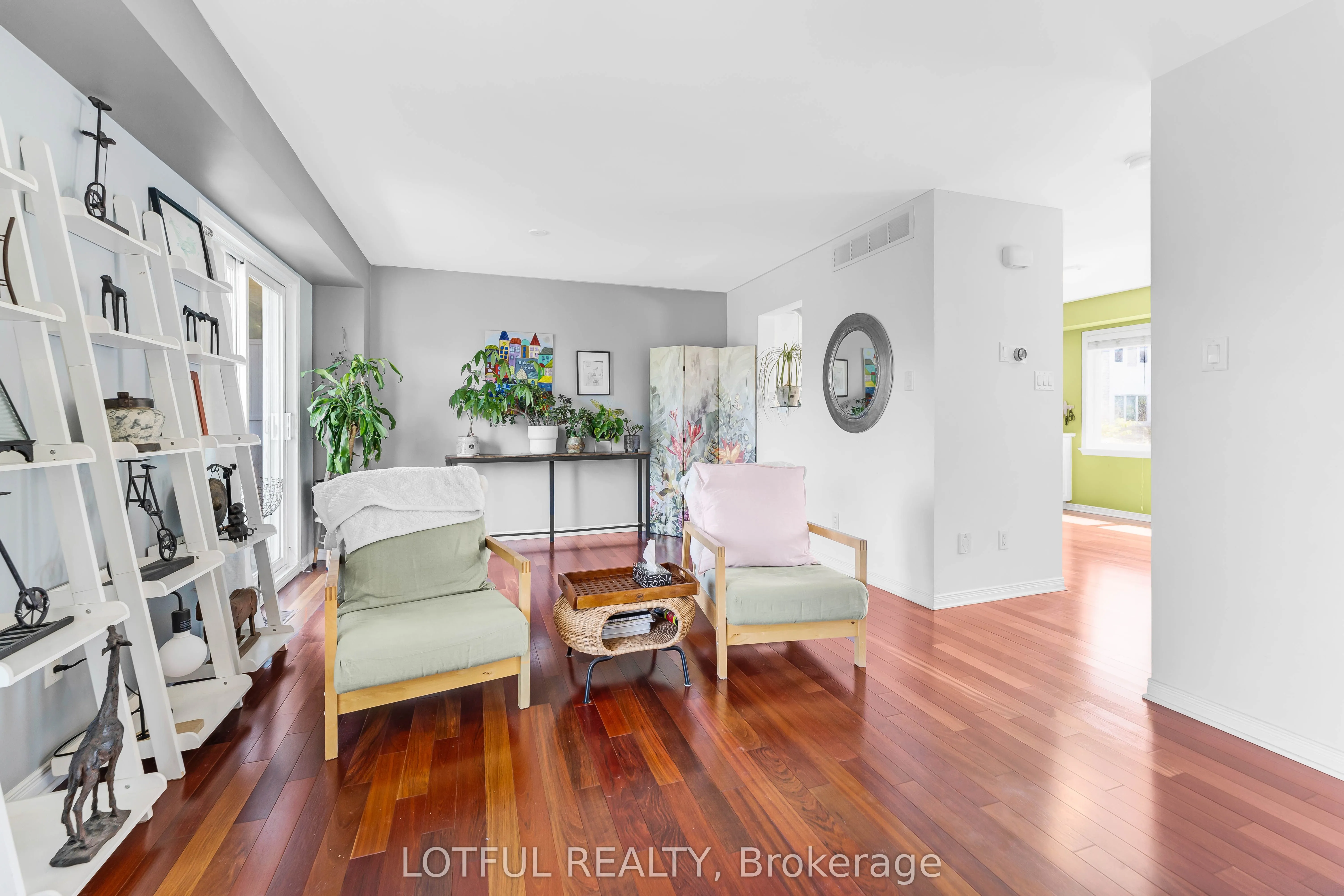515 Burleigh Private
