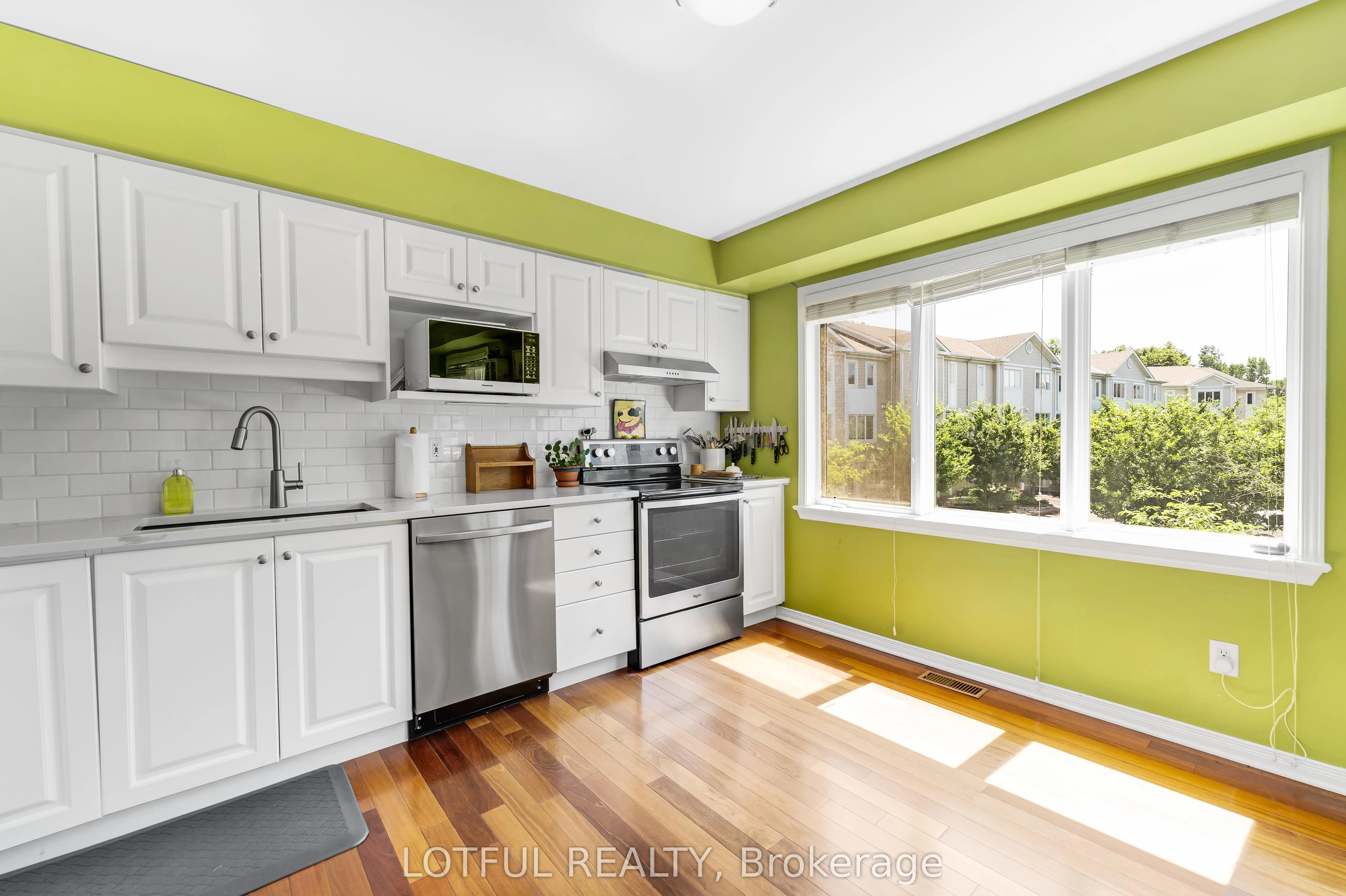 515 Burleigh Private