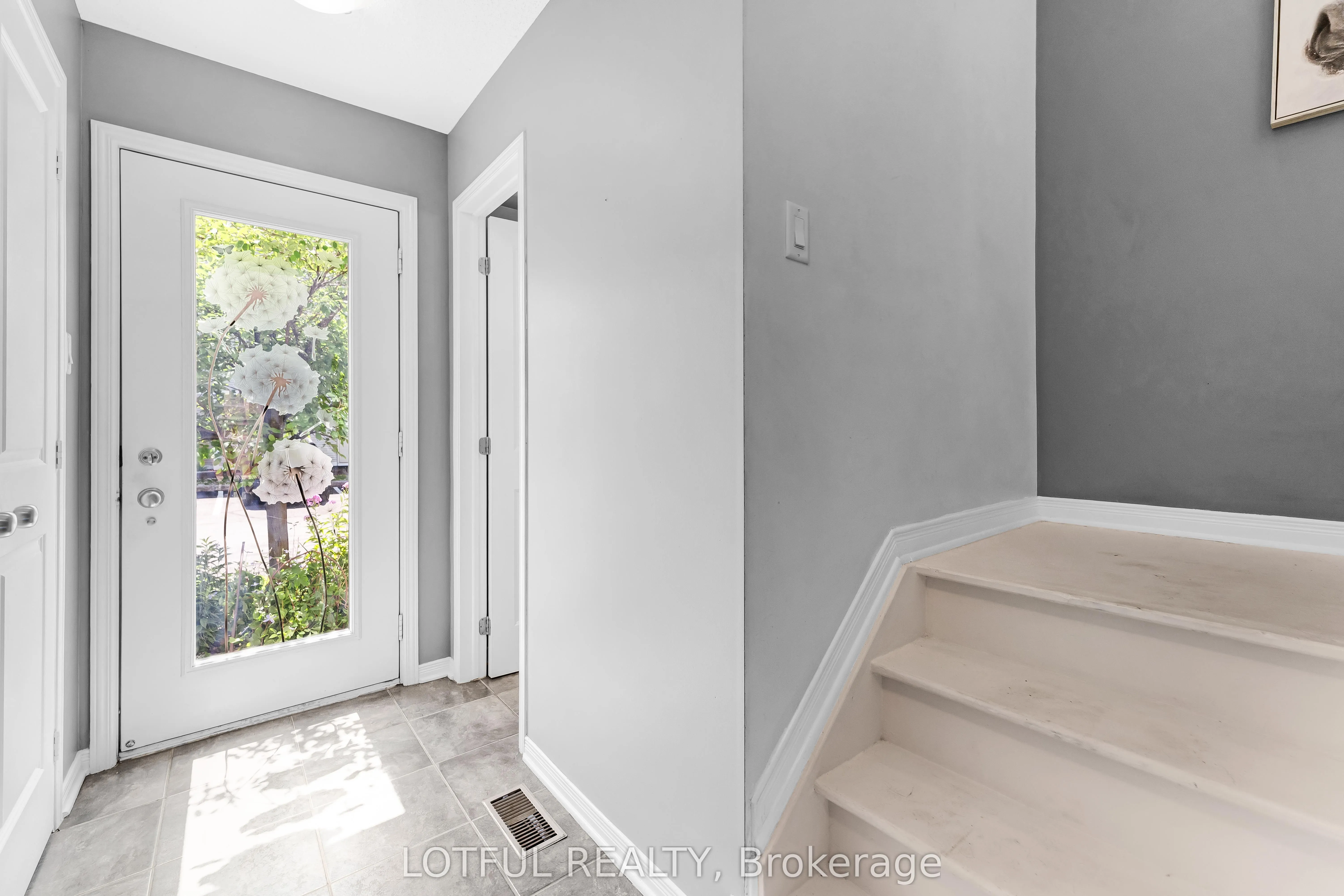 515 Burleigh Private
