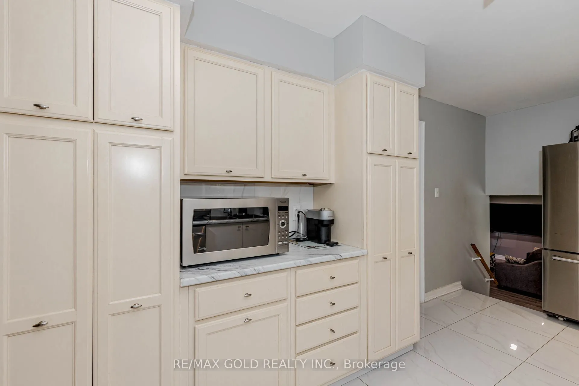 9109 Wellington Rd 50