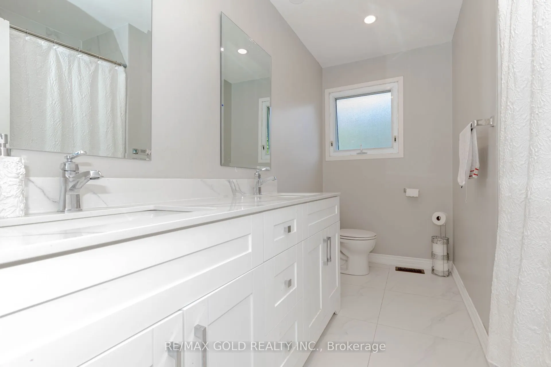 9109 Wellington Rd 50