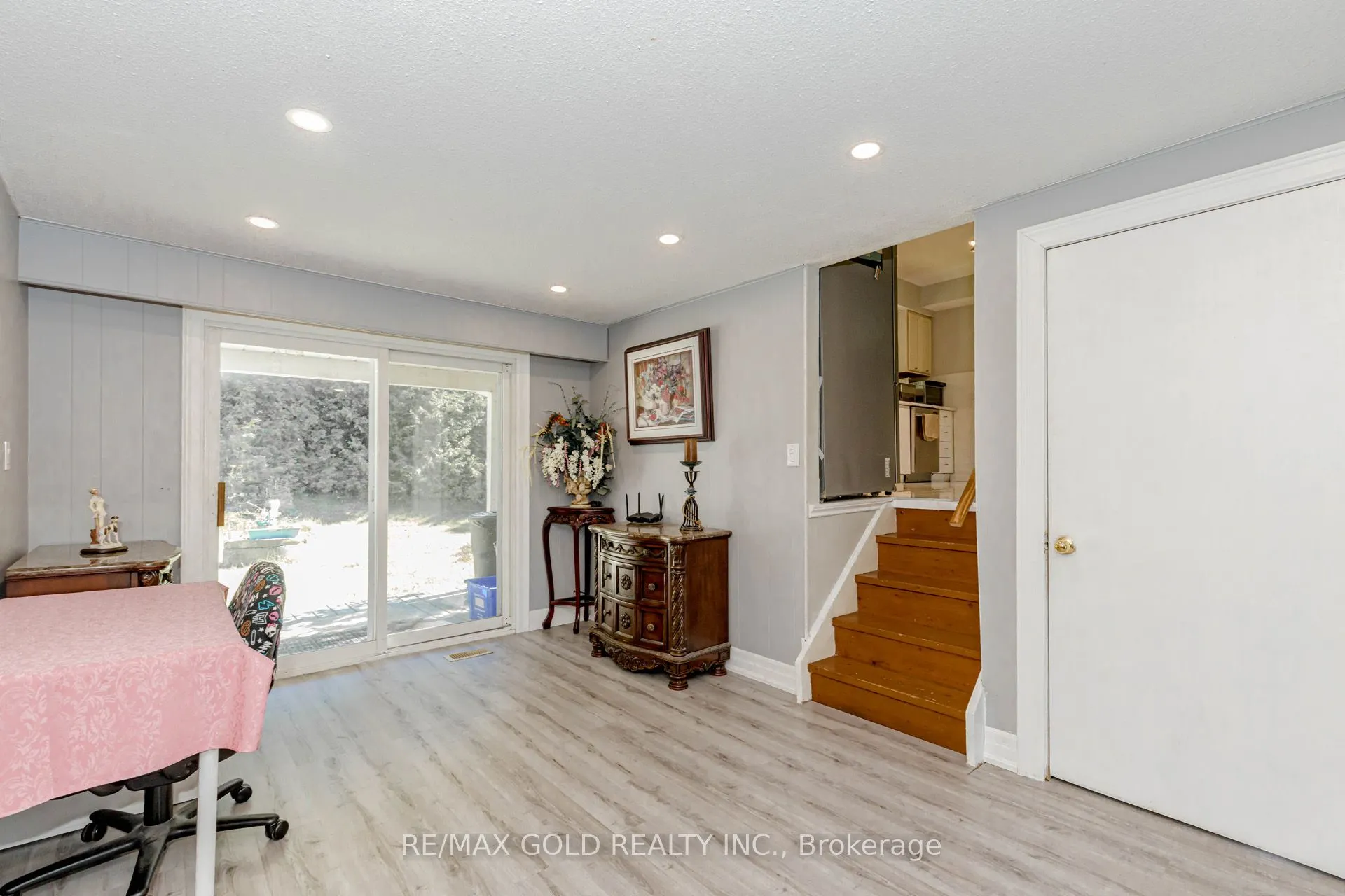 9109 Wellington Rd 50