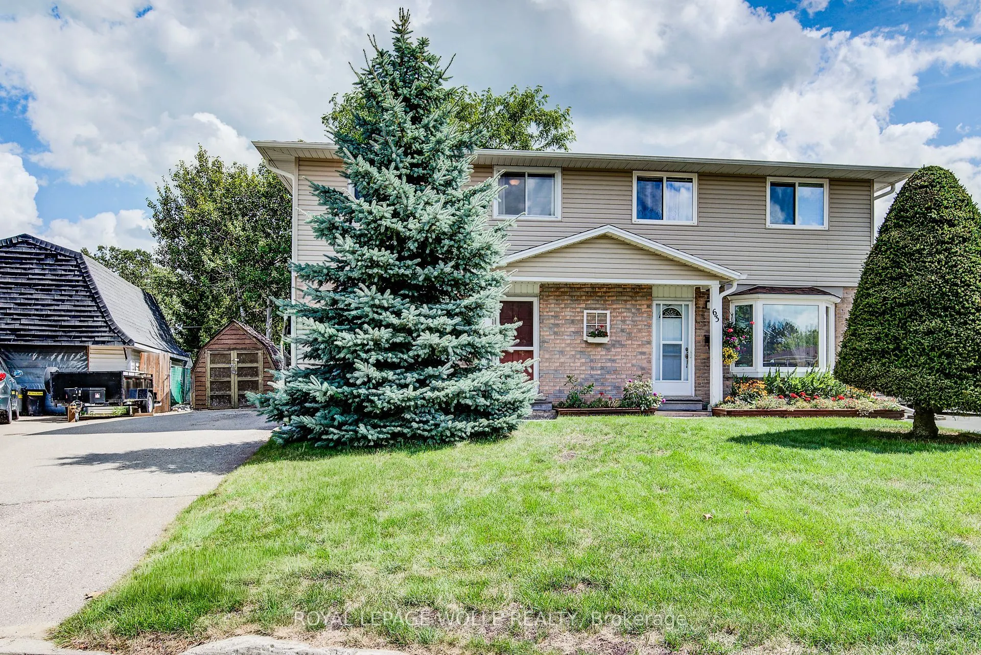 65 Aspen Crescent