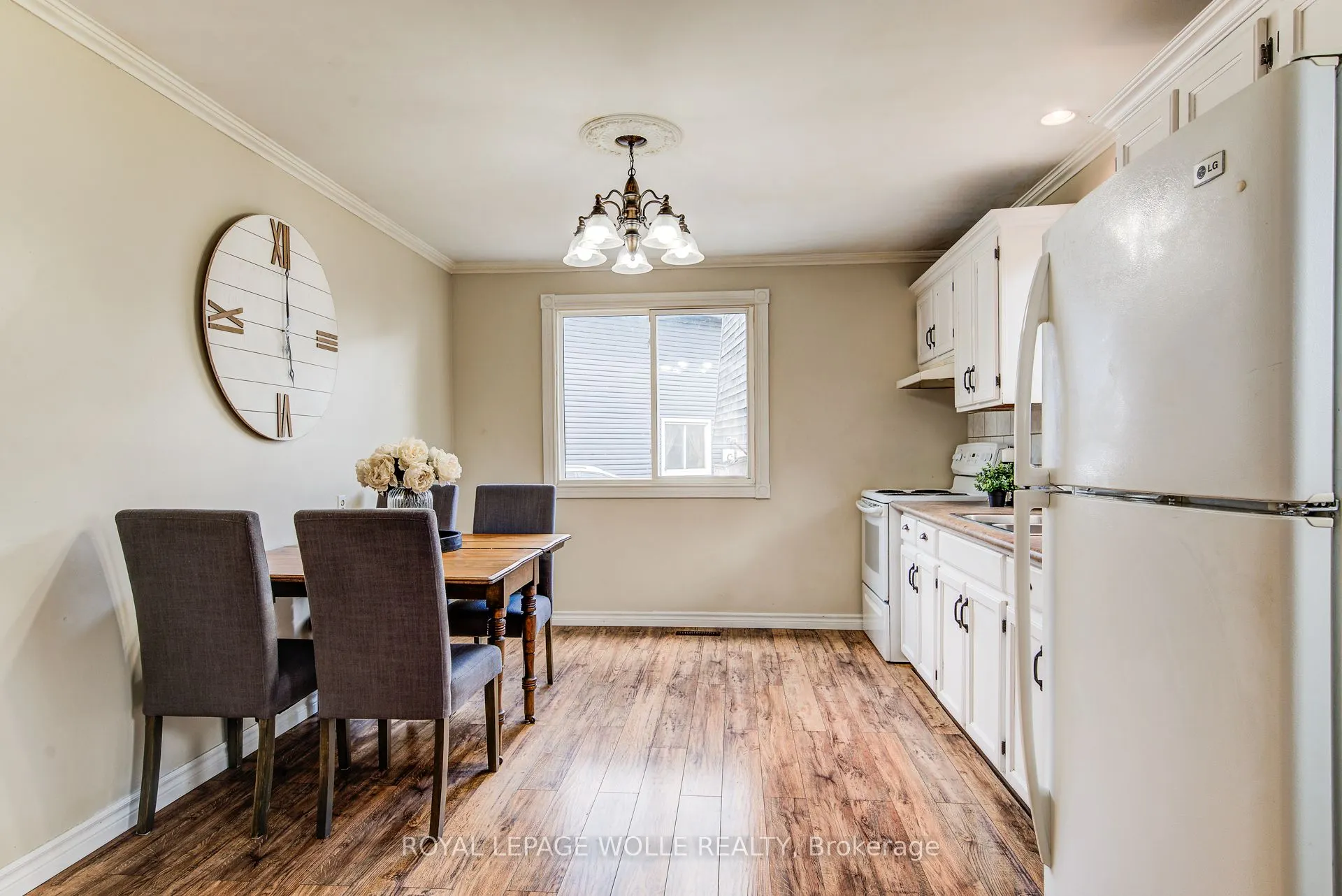 65 Aspen Crescent