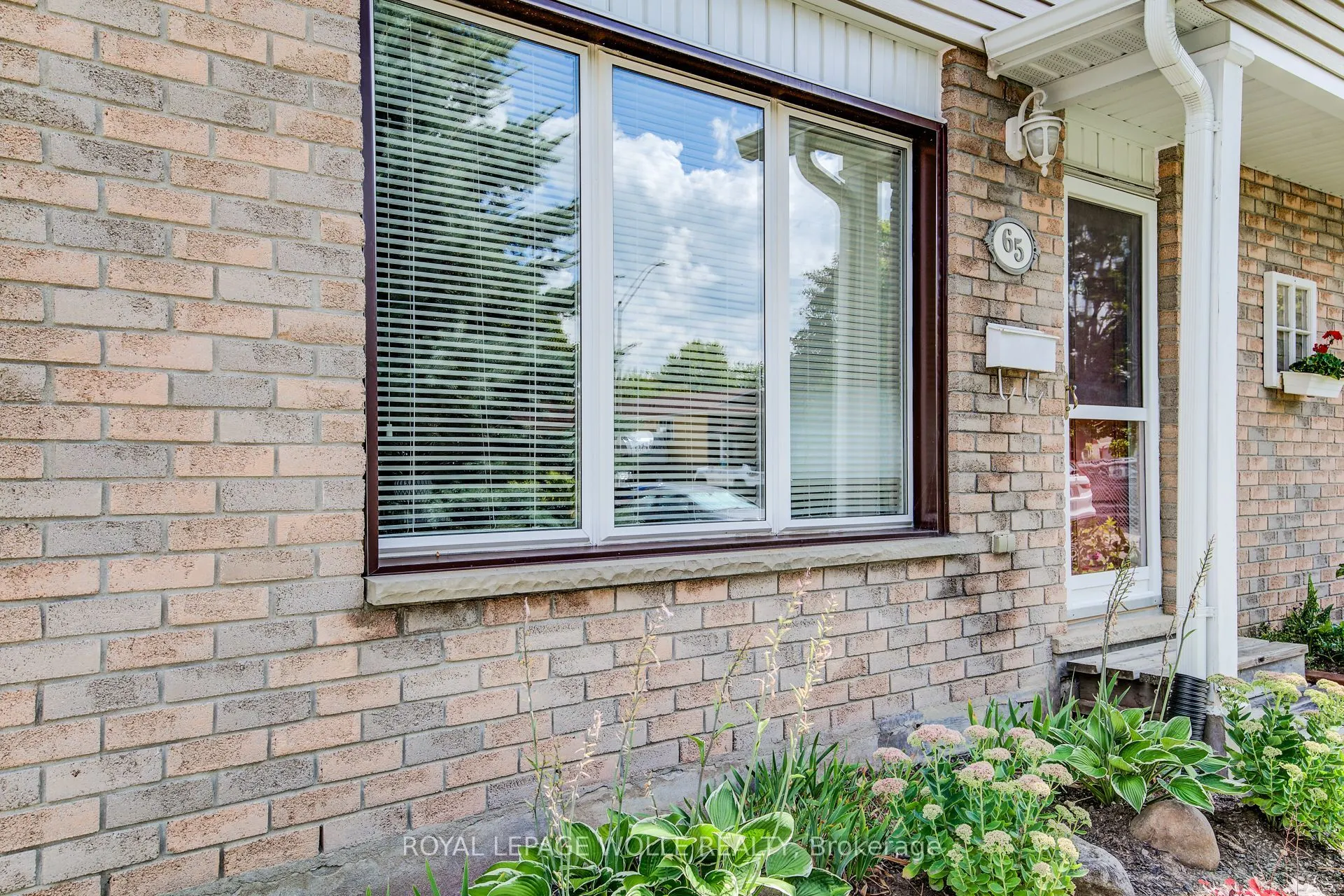 65 Aspen Crescent
