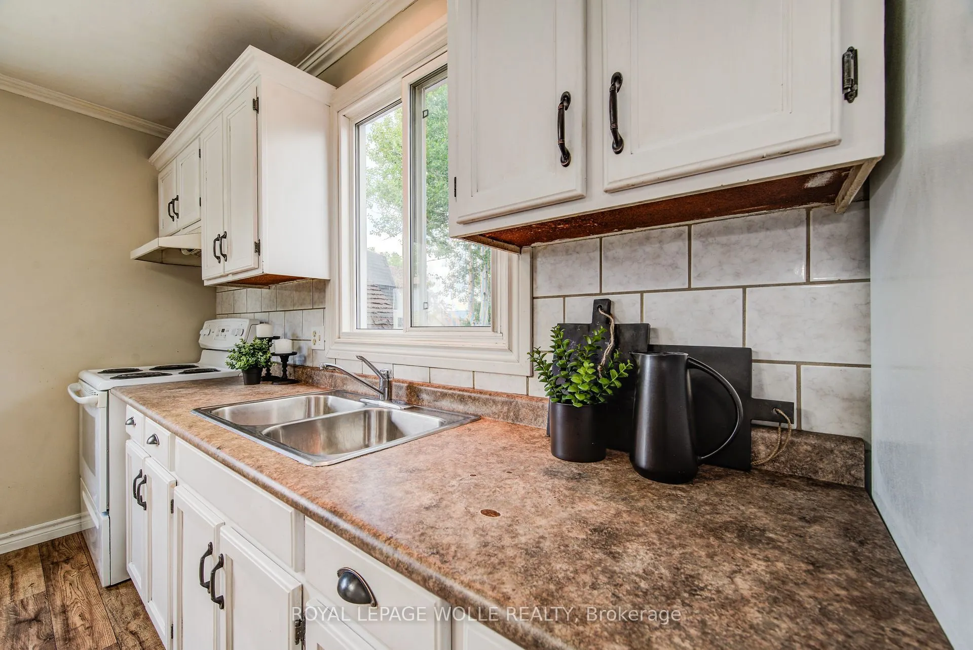 65 Aspen Crescent