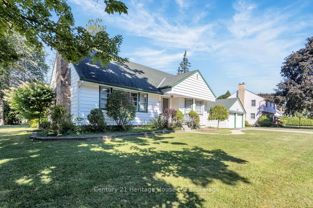 10 Parkside Drive