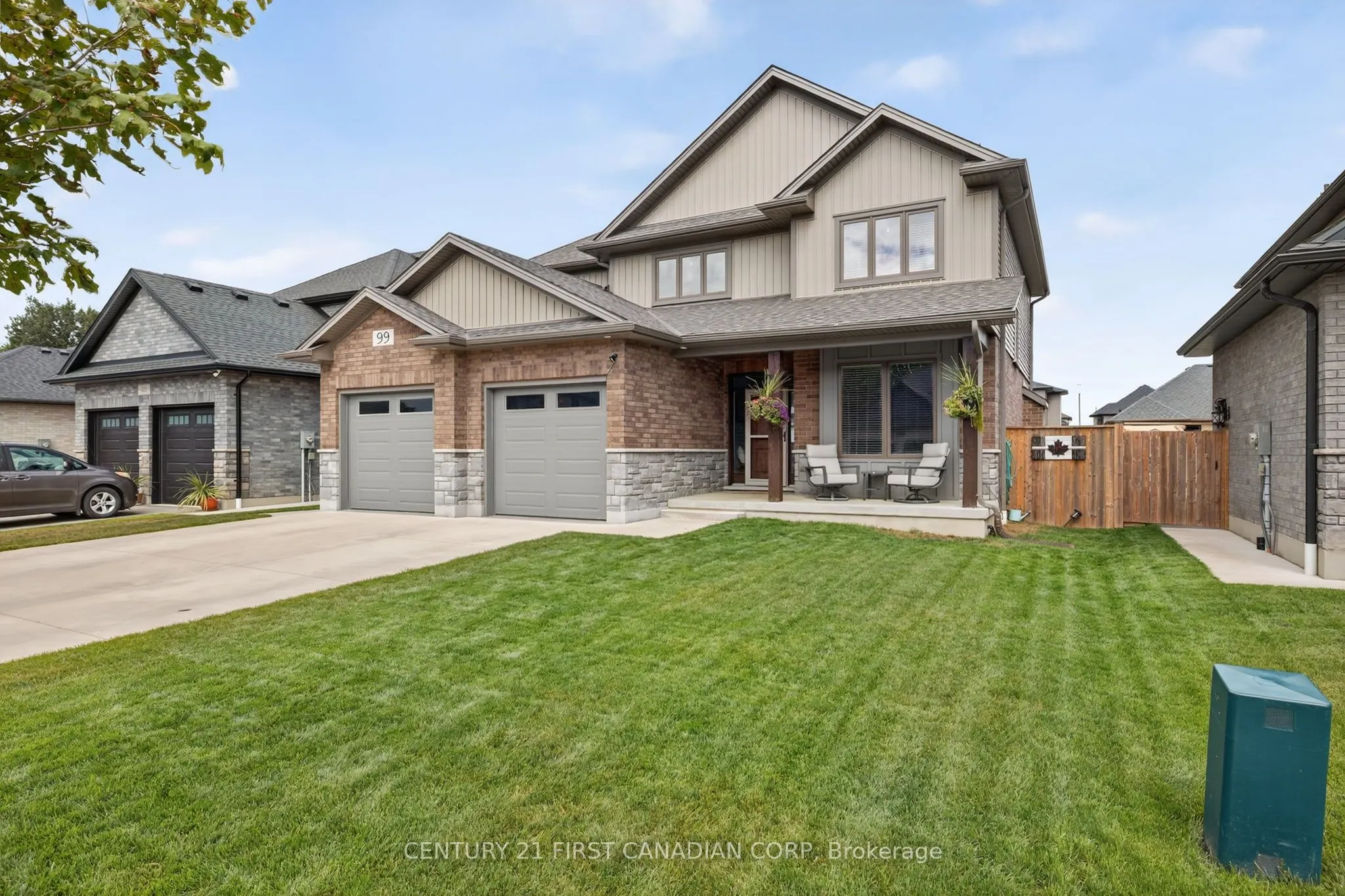 99 Thames Springs Crescent