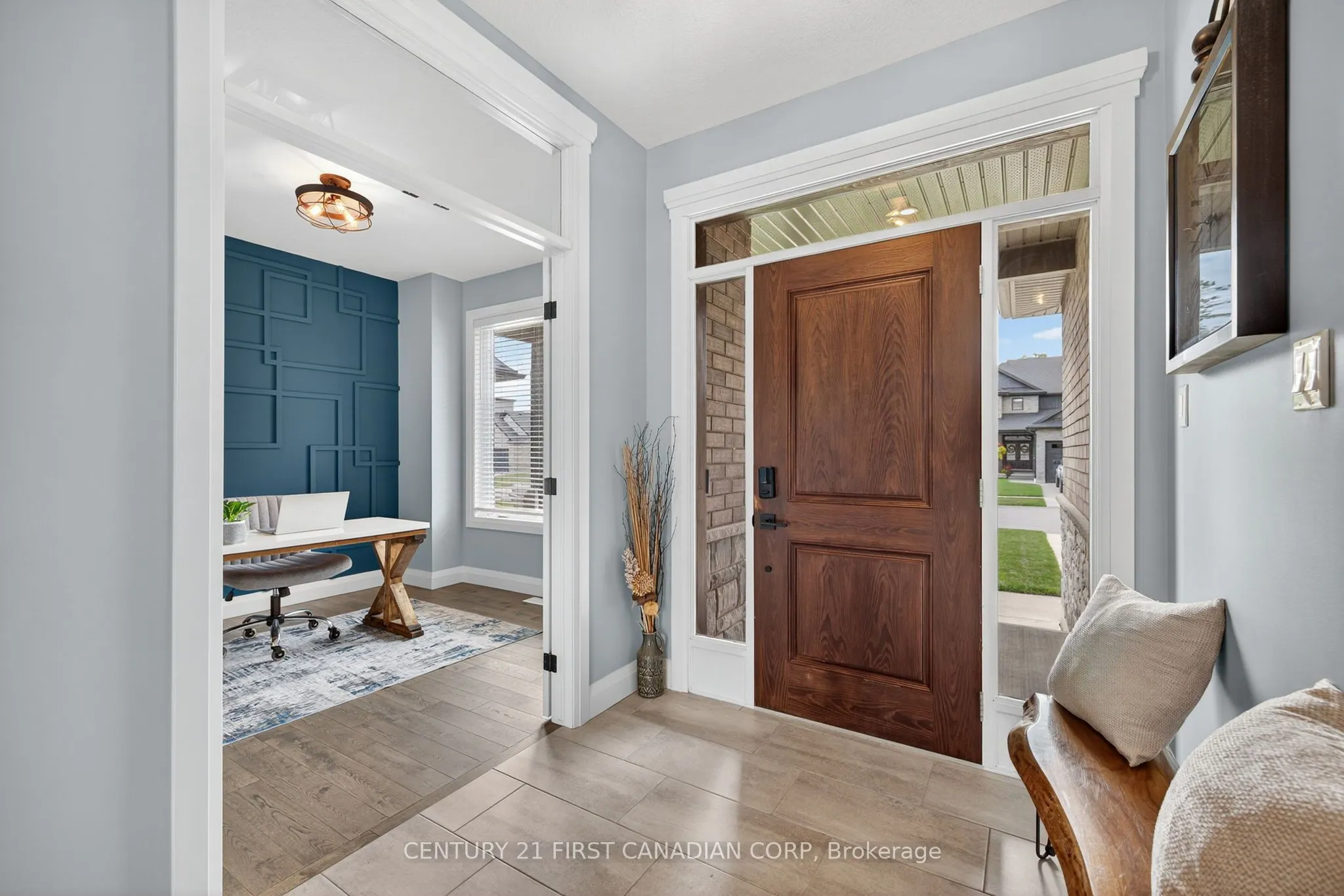 99 Thames Springs Crescent