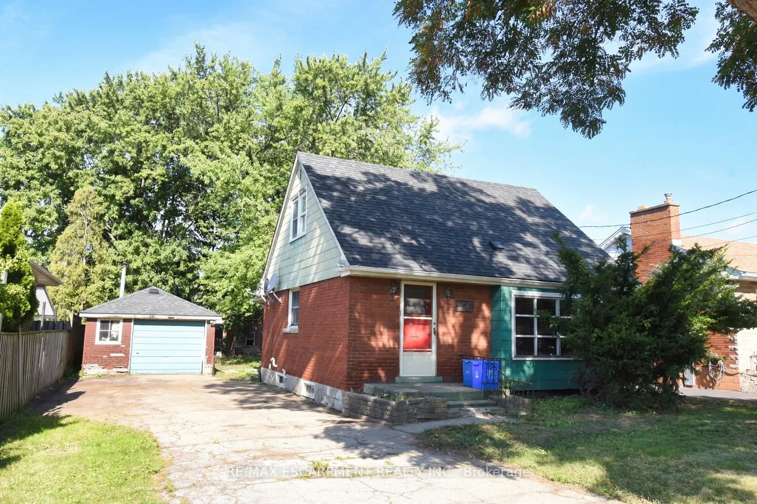 394 Upper Ottawa Street