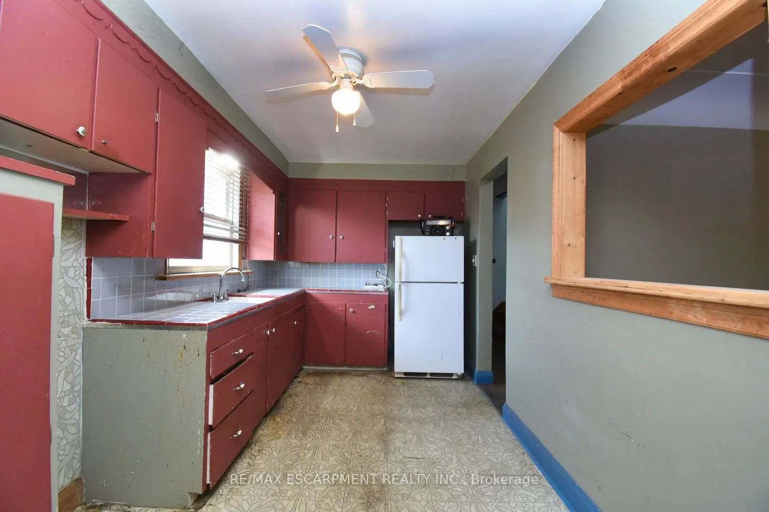 394 Upper Ottawa Street