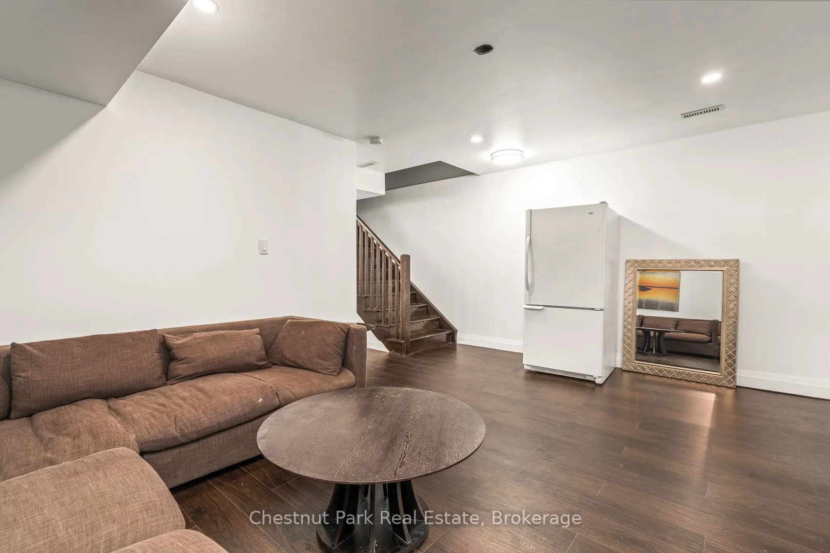 65 Rockmount Crescent