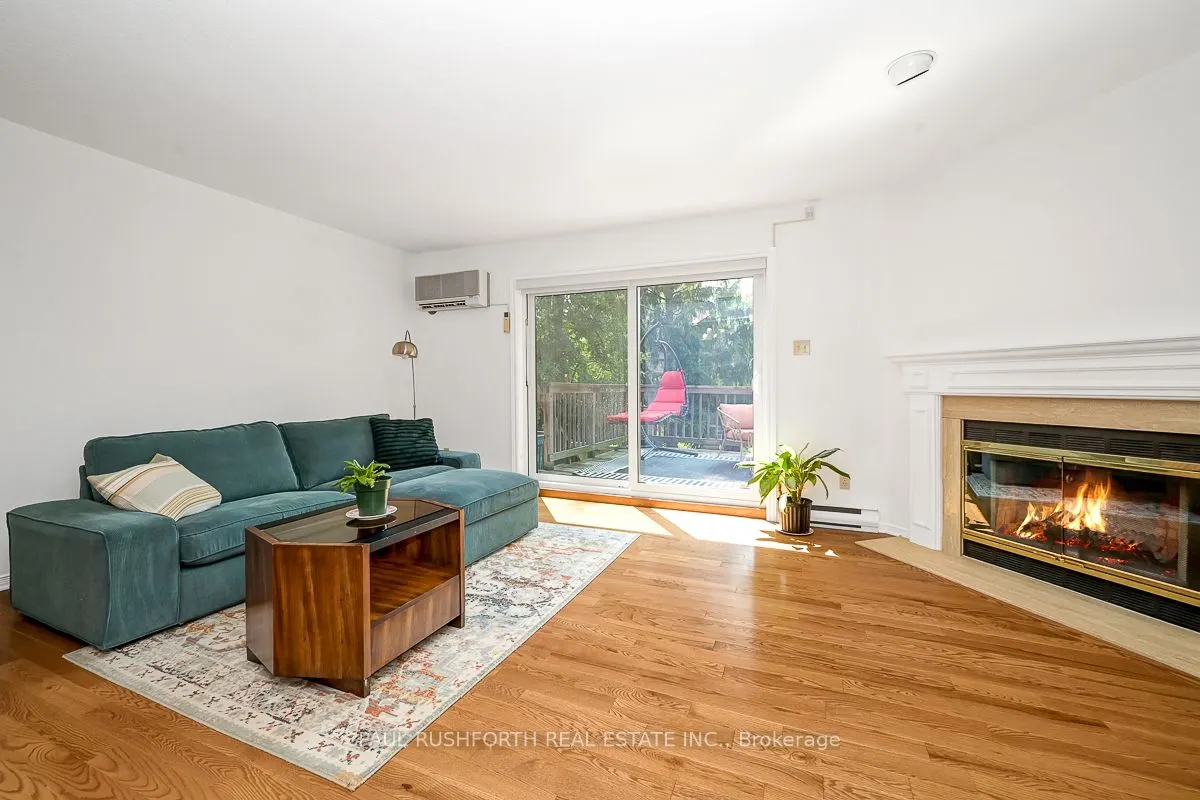 16 Oakley Avenue