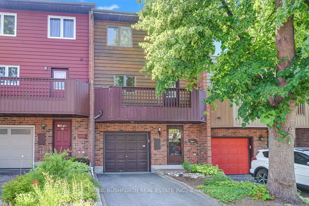 16 Oakley Avenue