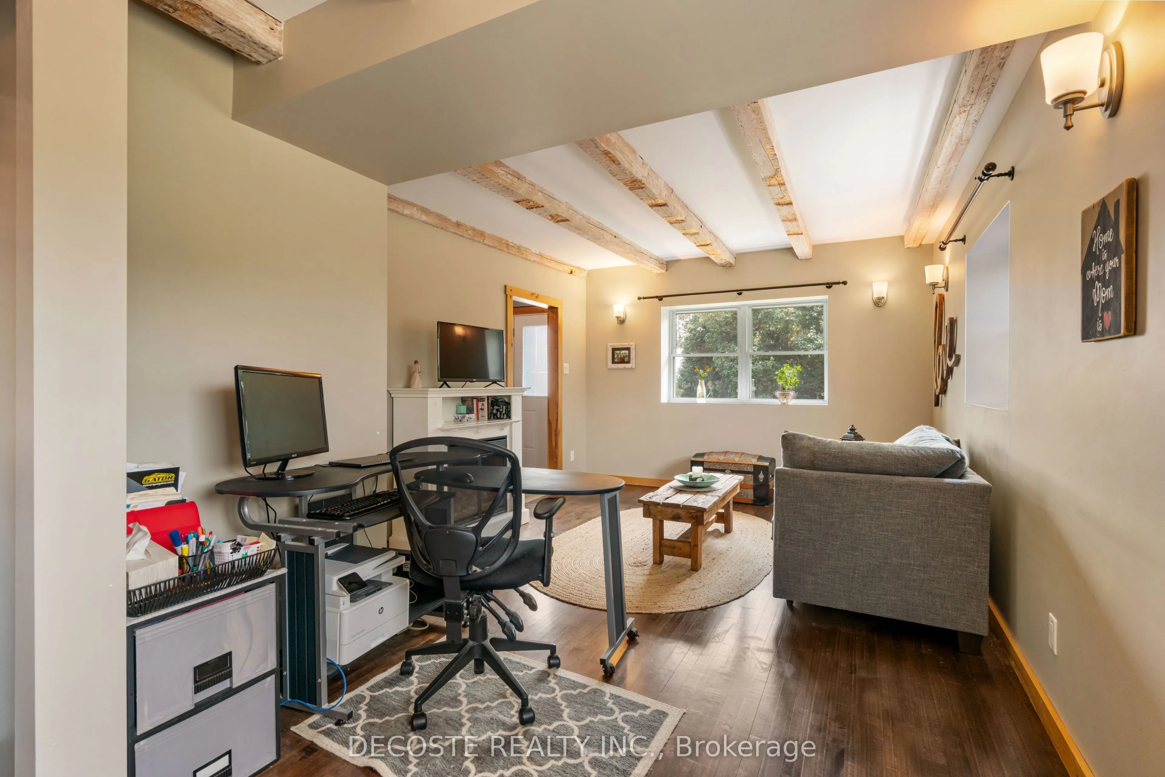 21695 Laggan-Glenelg Road