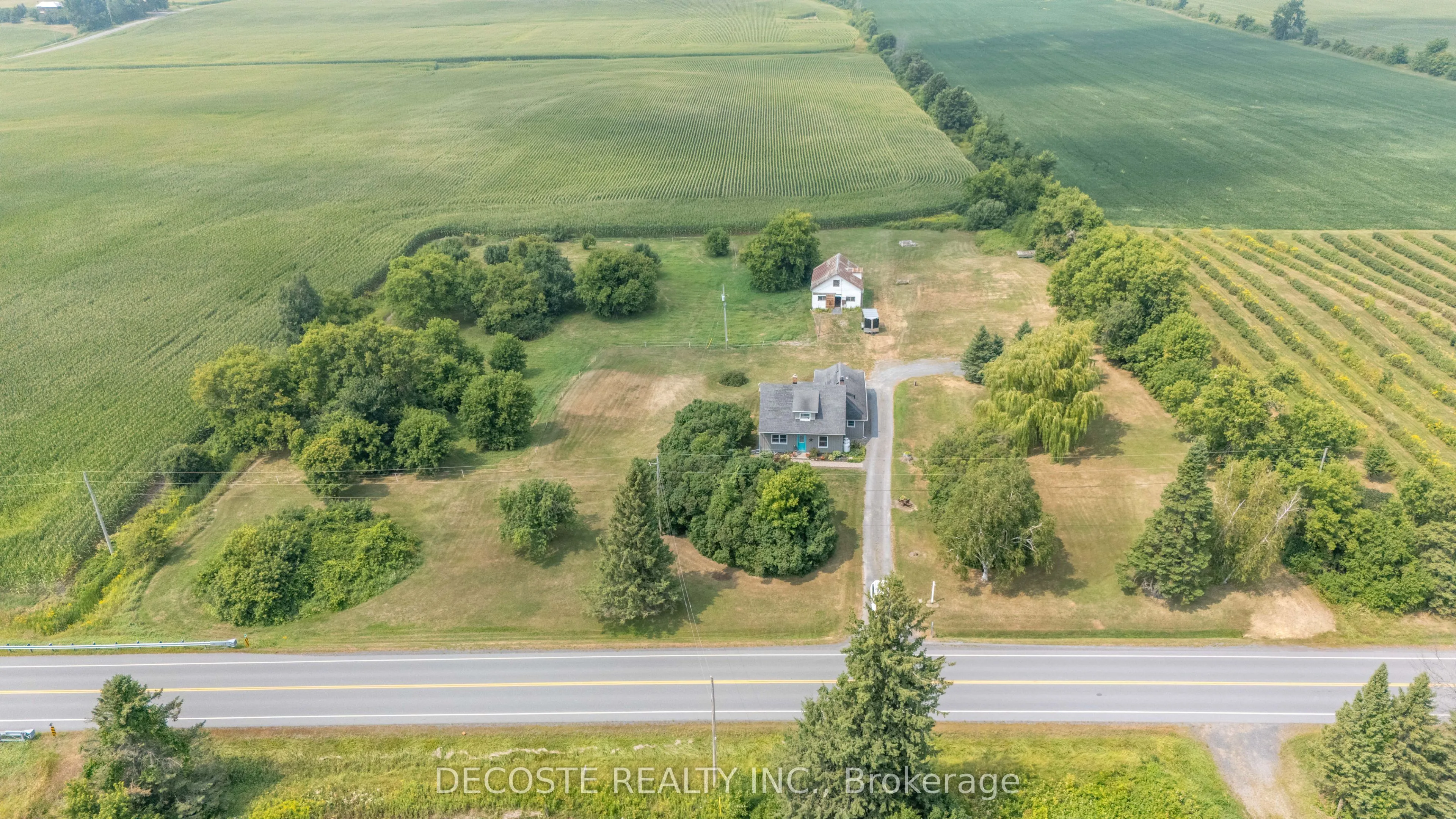 21695 Laggan-Glenelg Road