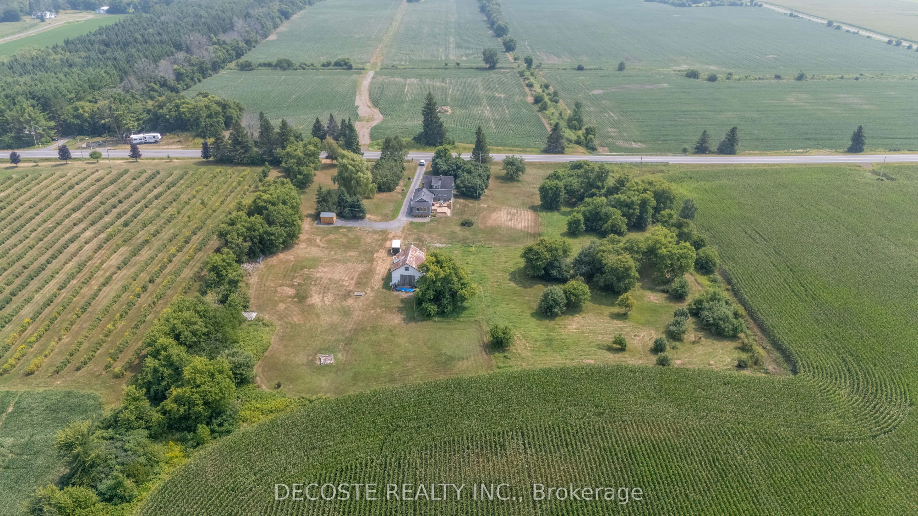 21695 Laggan-Glenelg Road