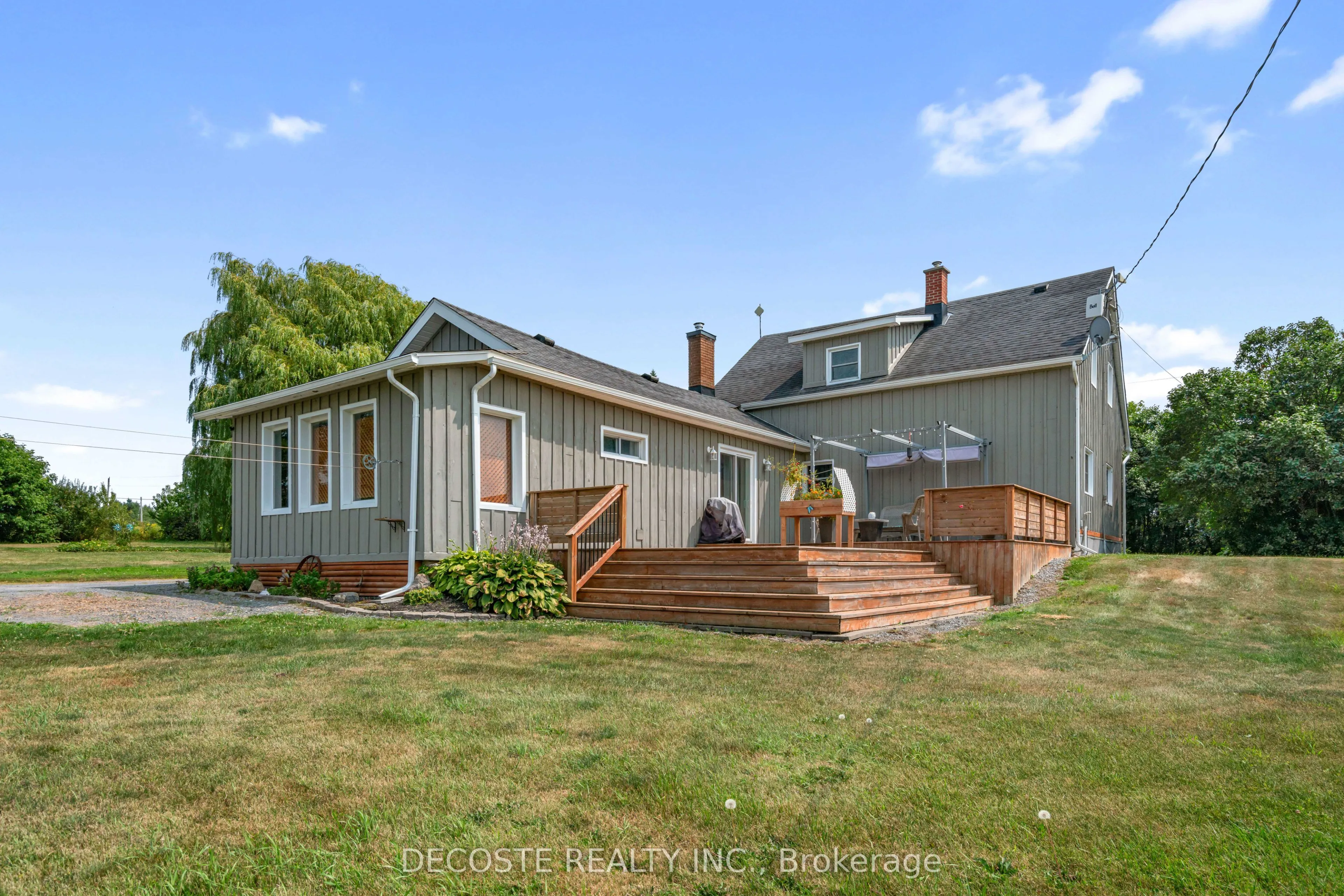 21695 Laggan-Glenelg Road