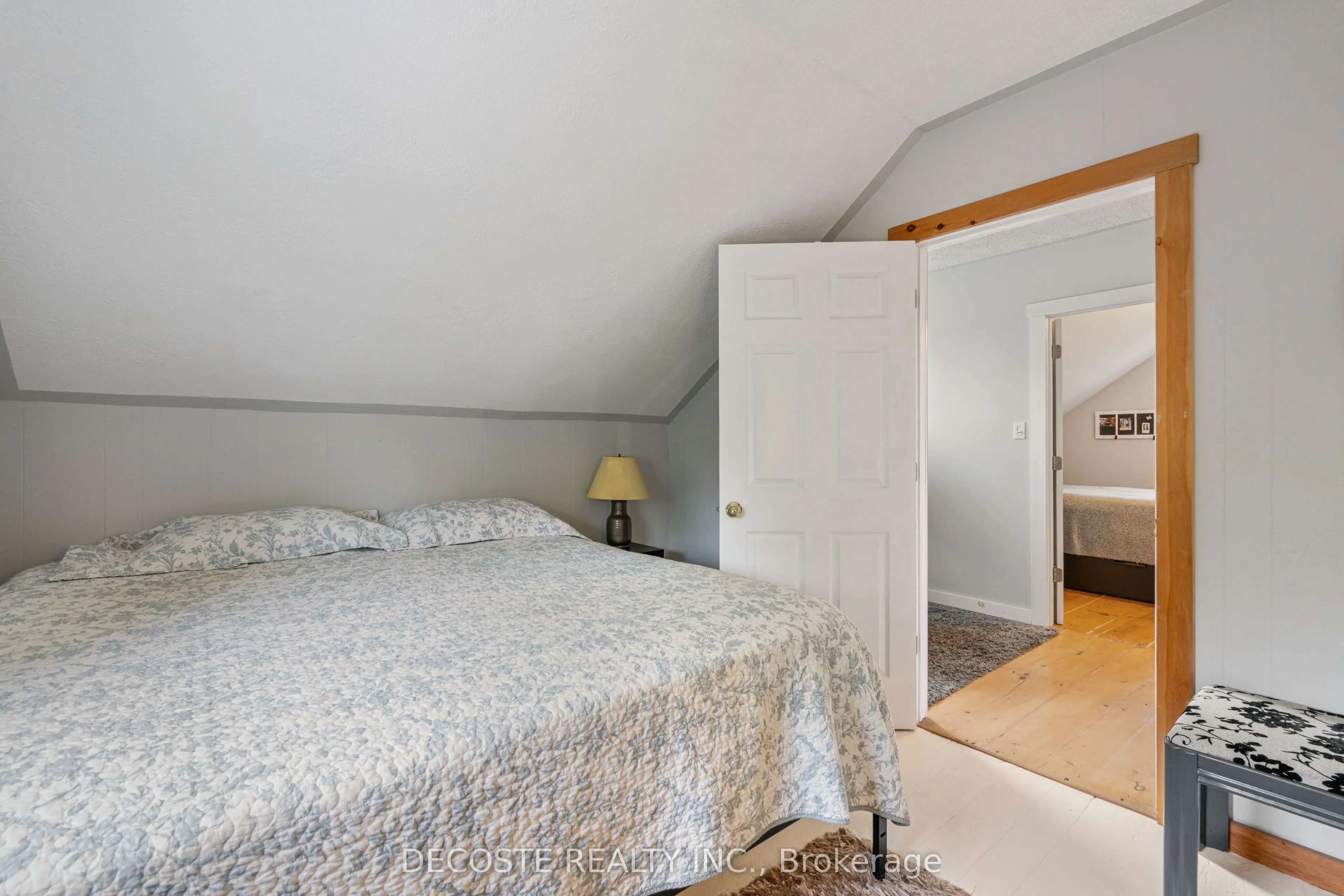 21695 Laggan-Glenelg Road