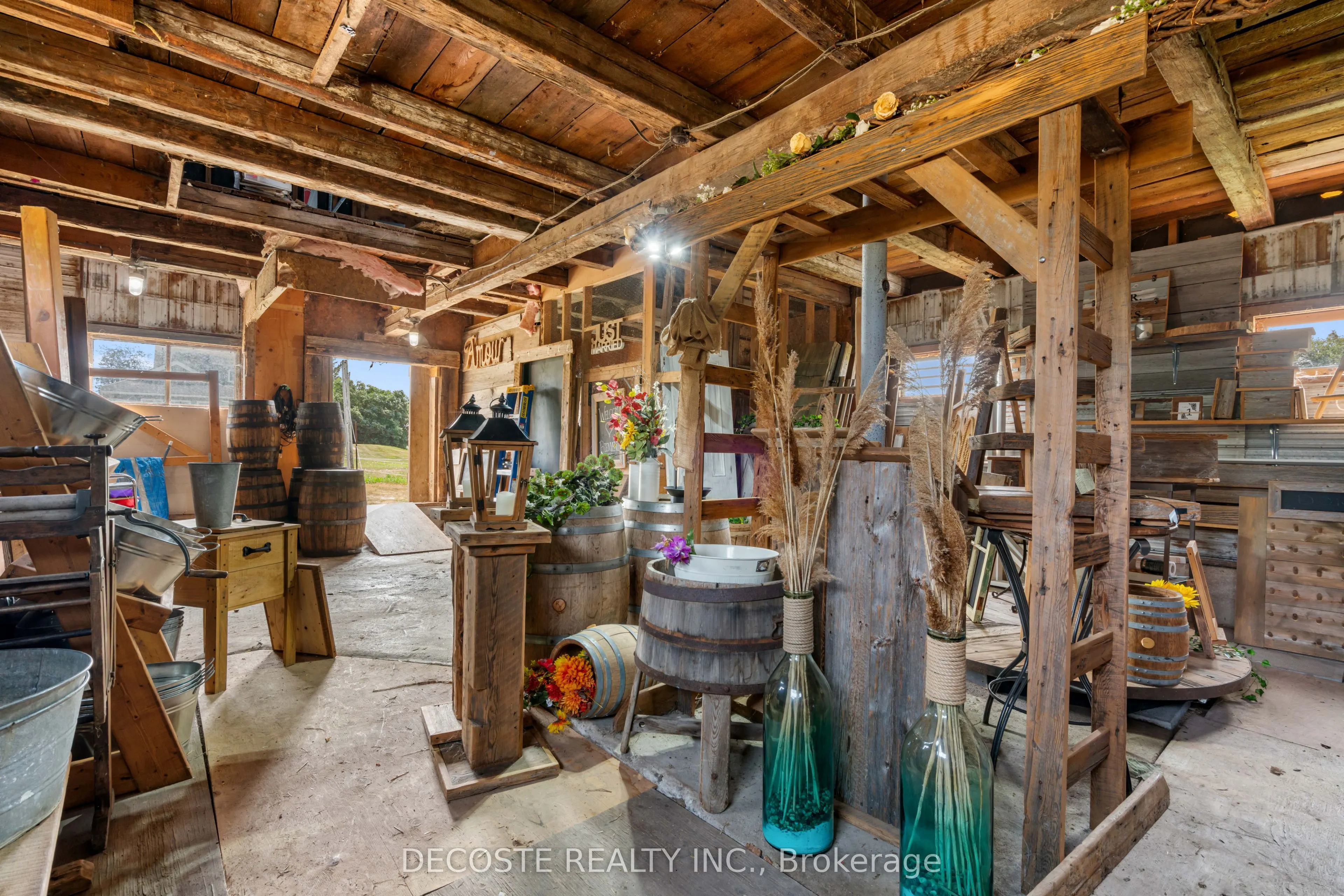 21695 Laggan-Glenelg Road