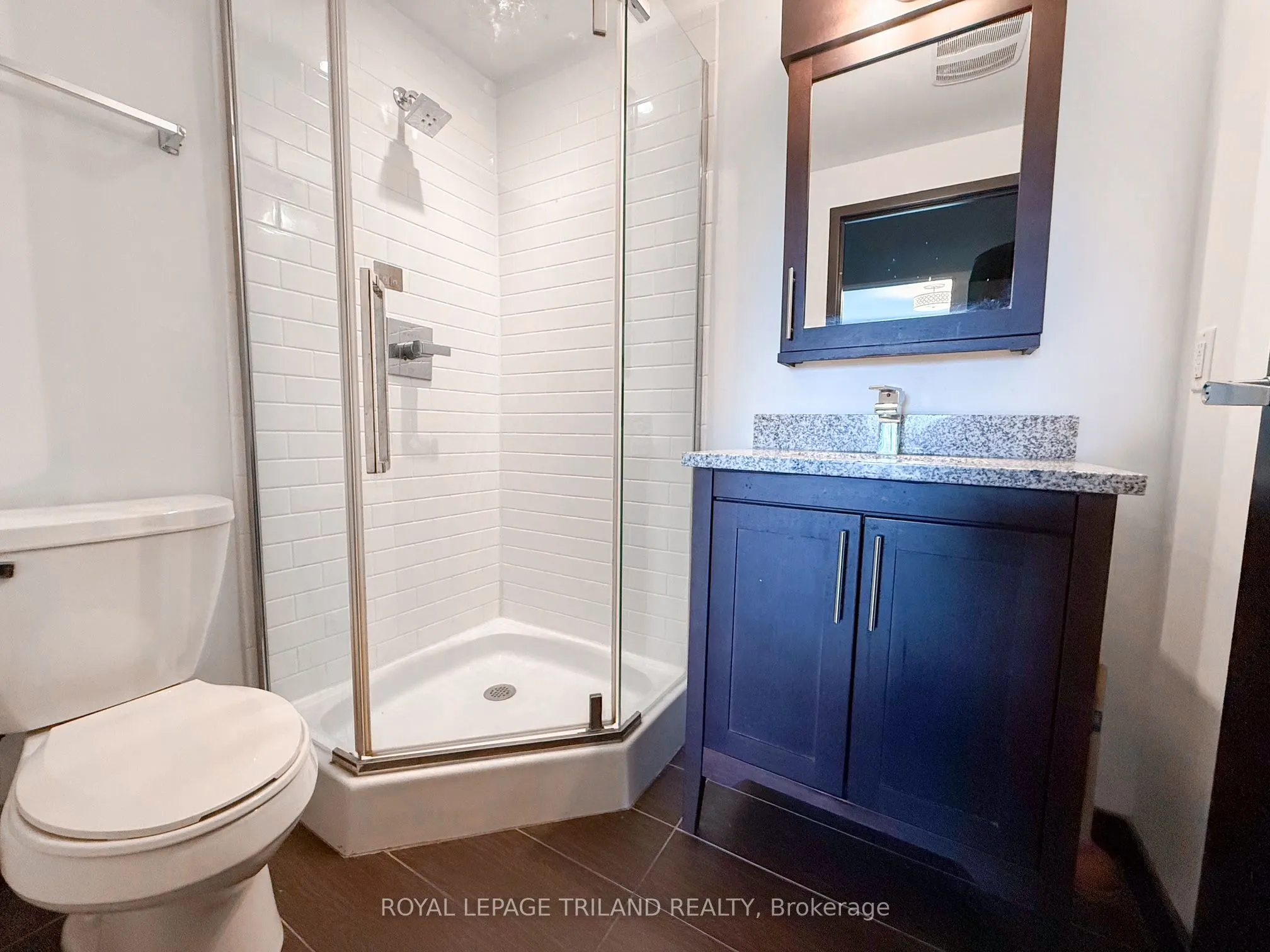 1235 RICHMOND Street, #806
