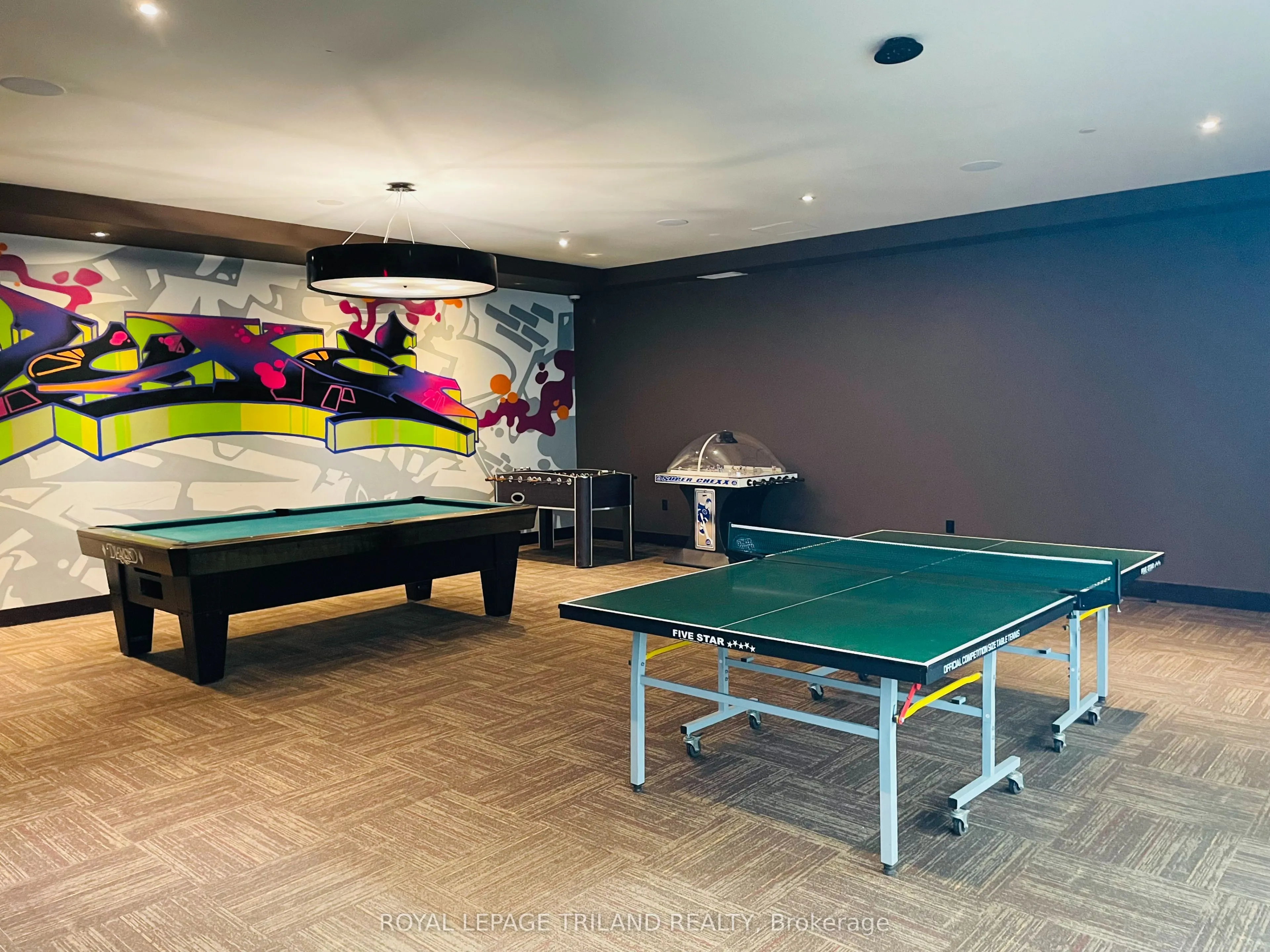 1235 RICHMOND Street, #806