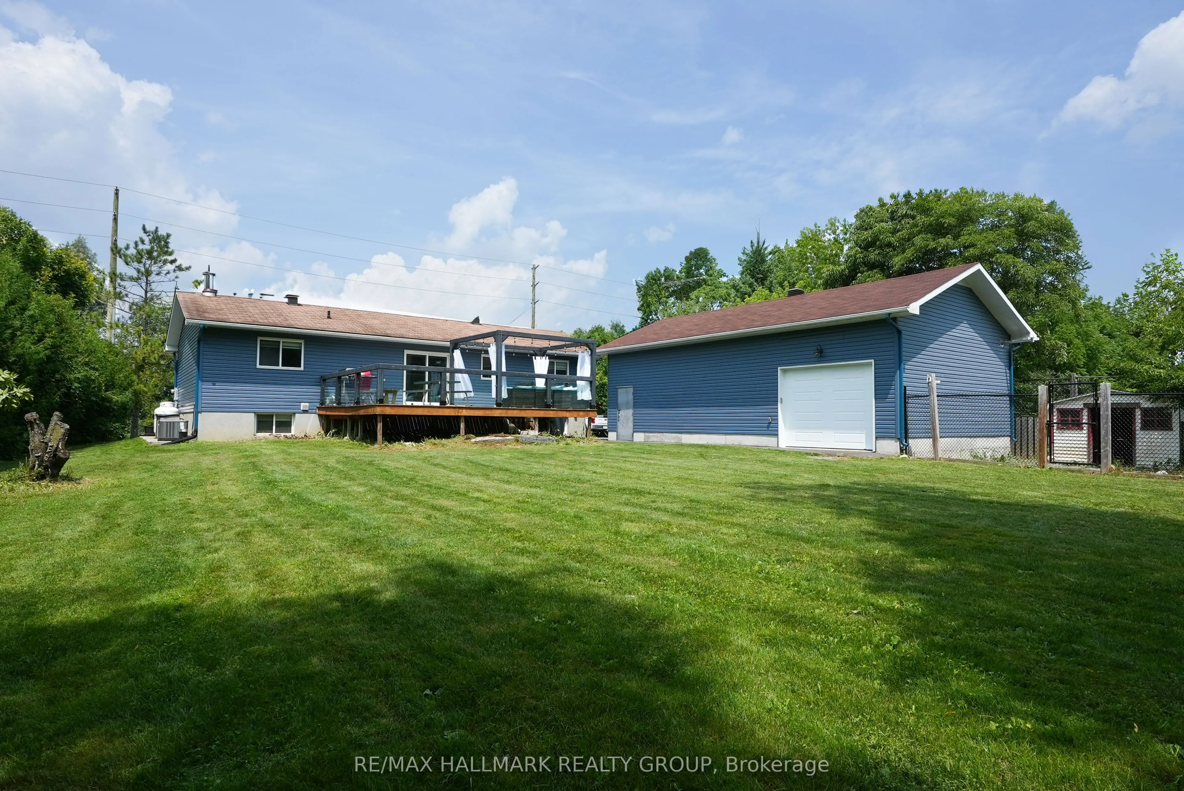 3740 Louiseize Road
