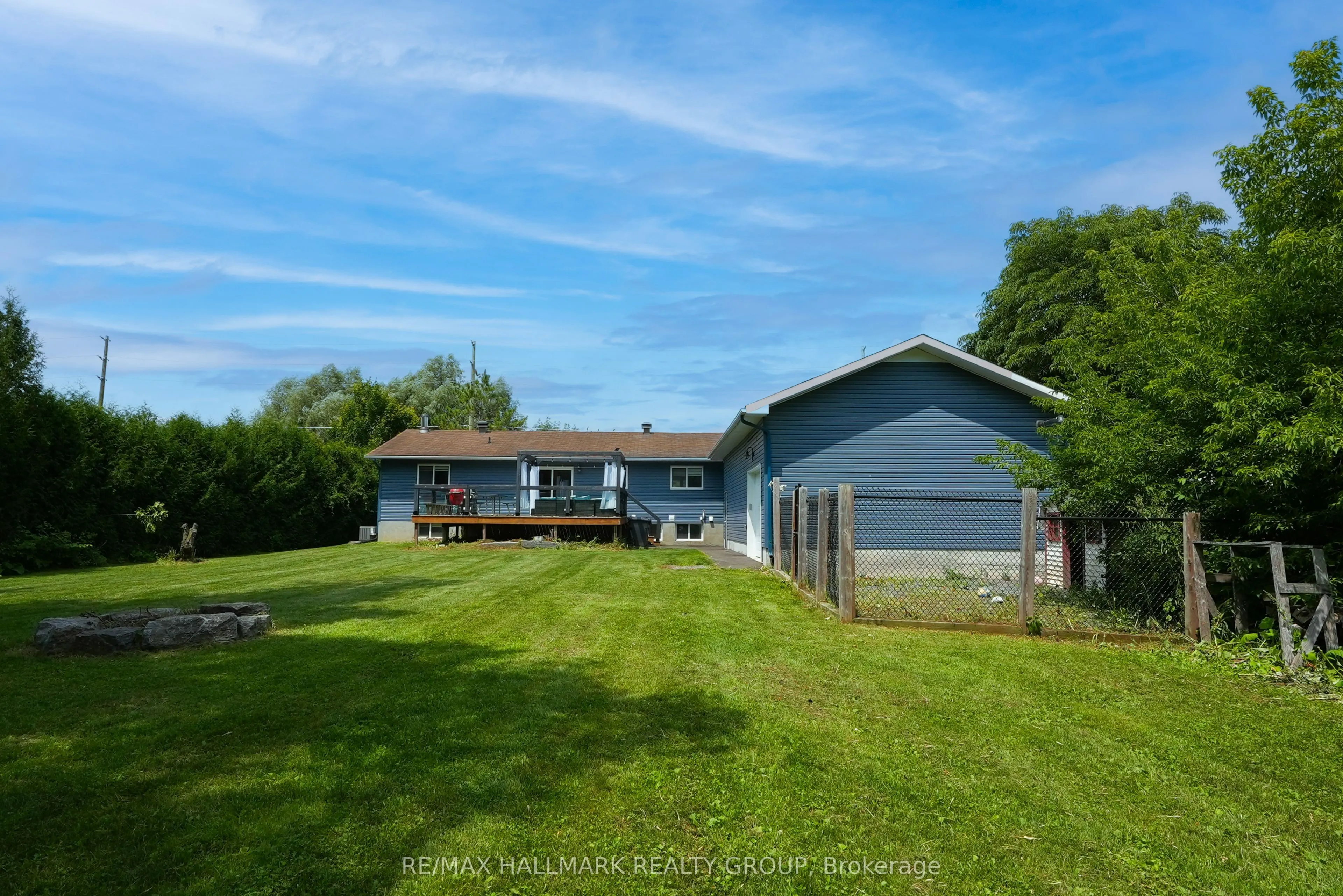 3740 Louiseize Road