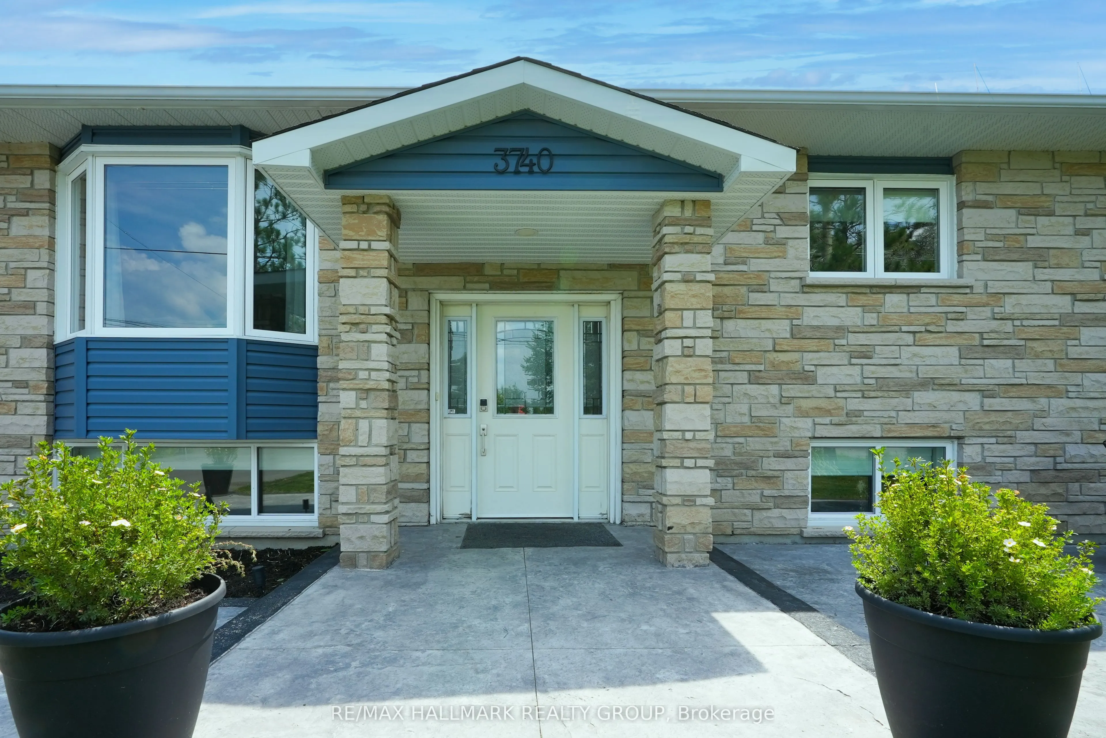 3740 Louiseize Road