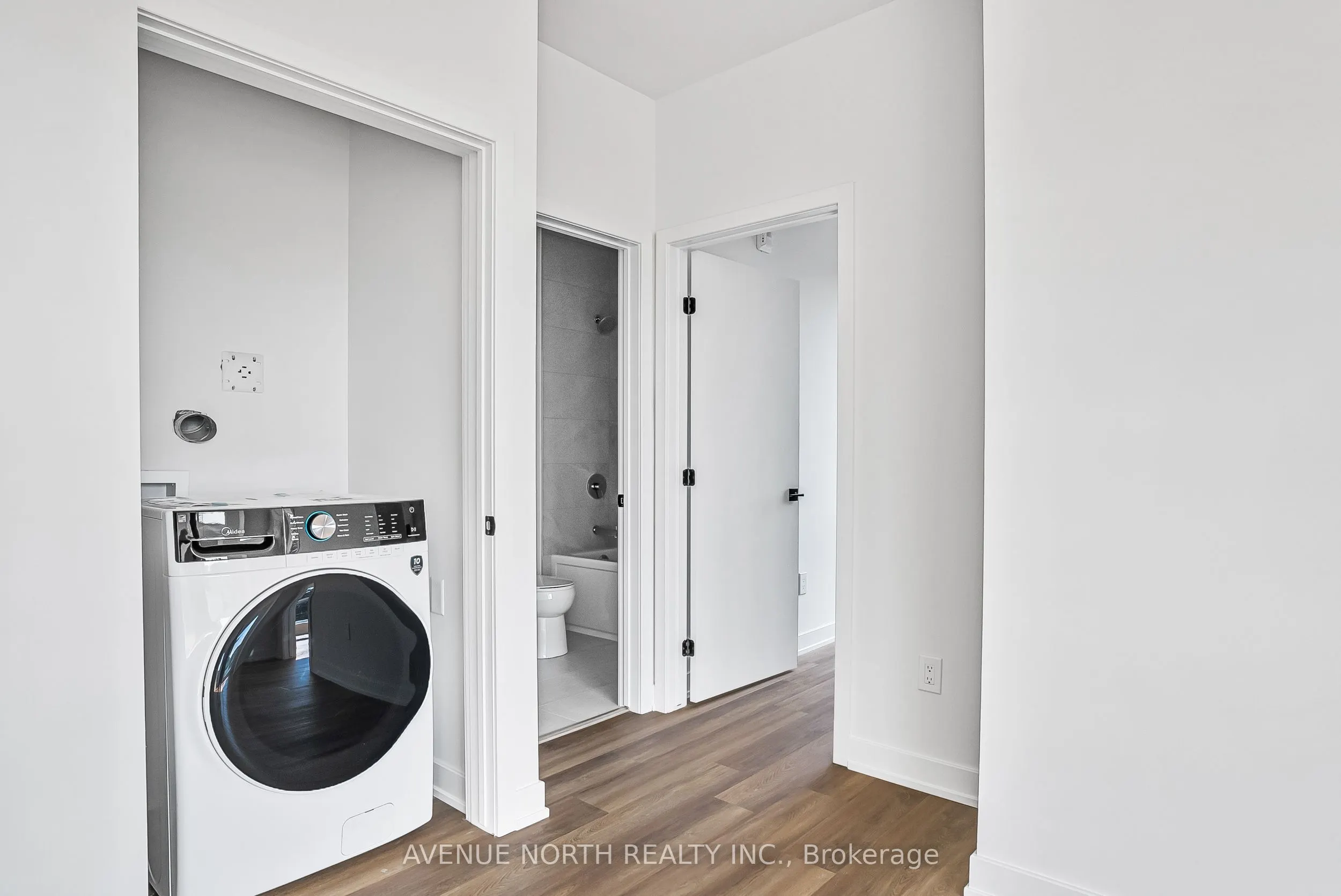 391 Dieppe Street, #05