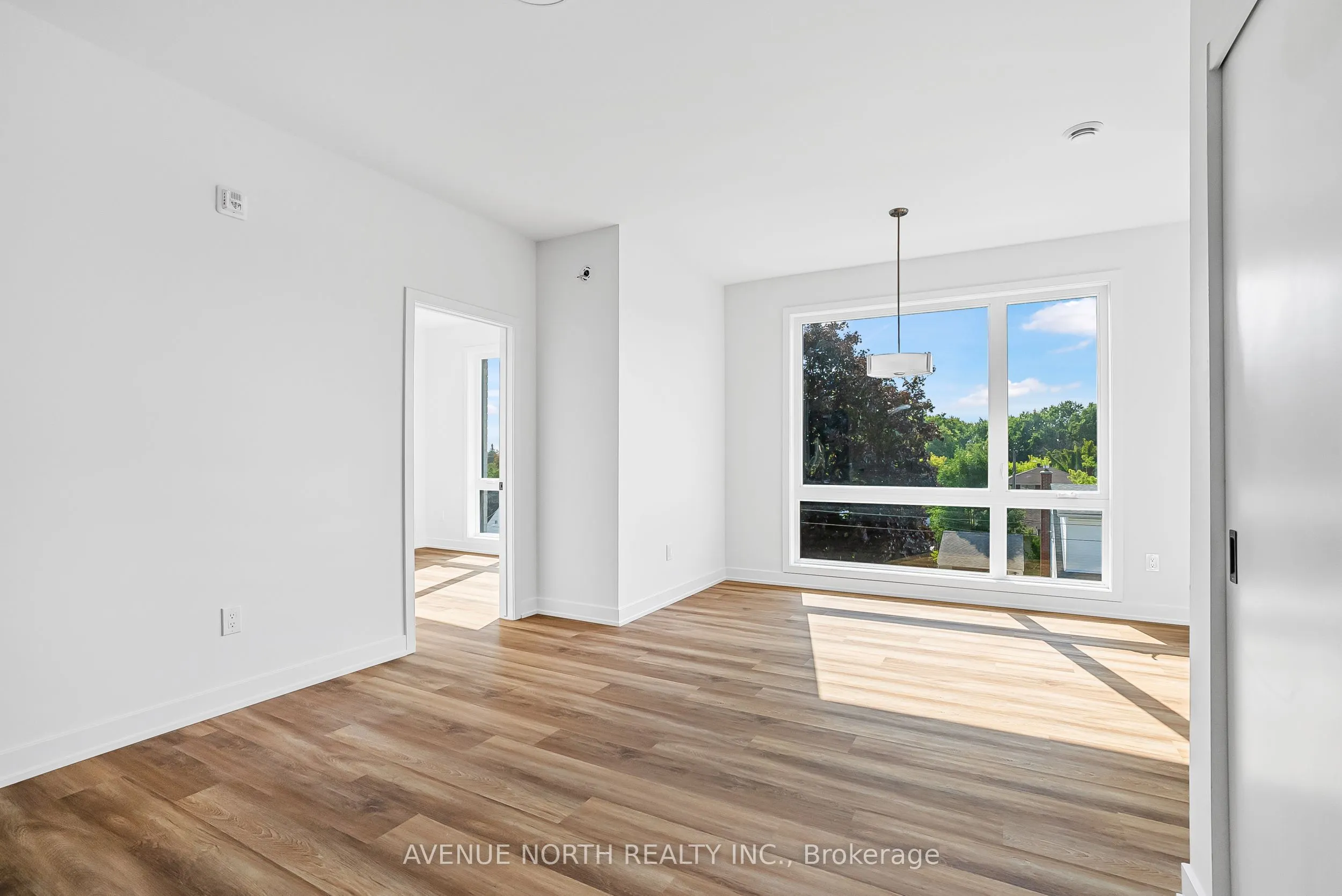 391 Dieppe Street, #05