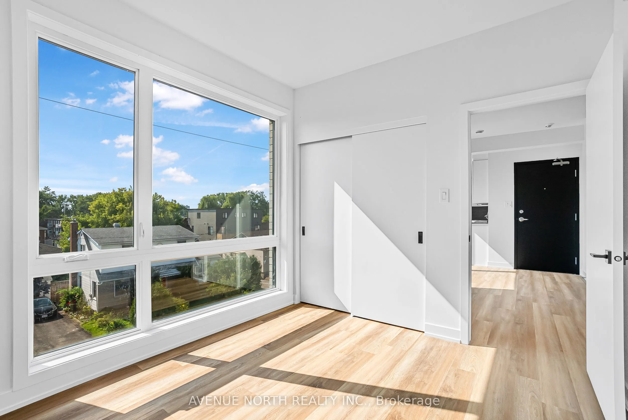 391 Dieppe Street, #05