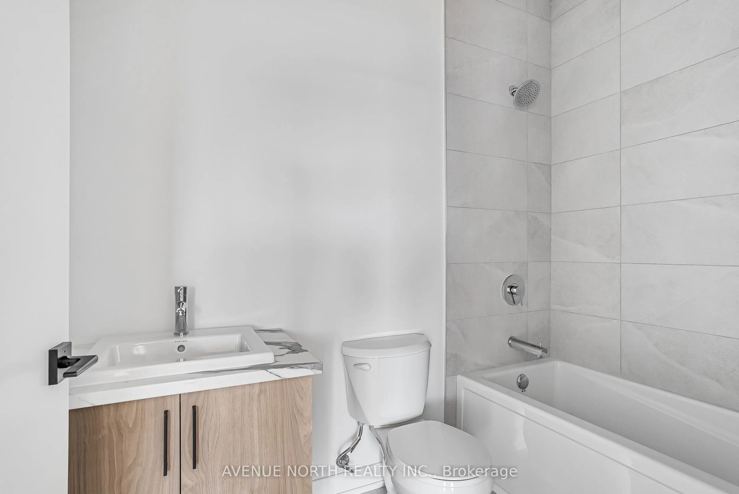 391 Dieppe Street, #05
