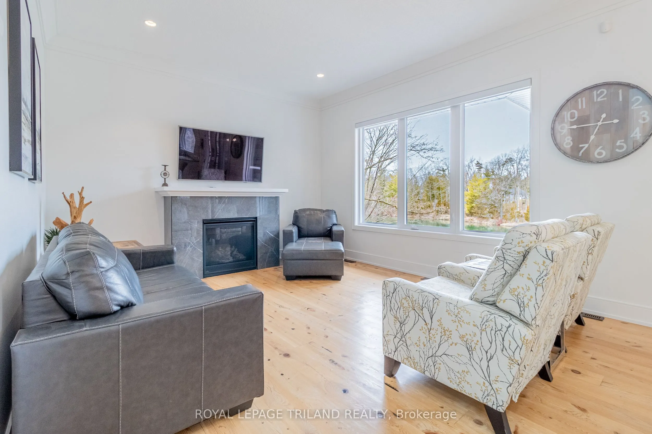 10099 Jennison Crescent