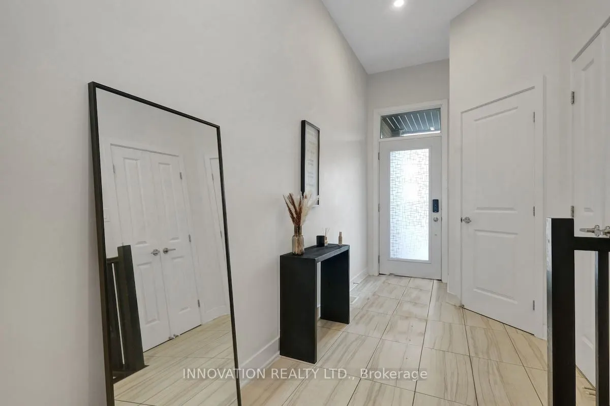 567 Triangle Street