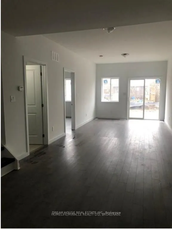 325 Chaffey Street, #E5