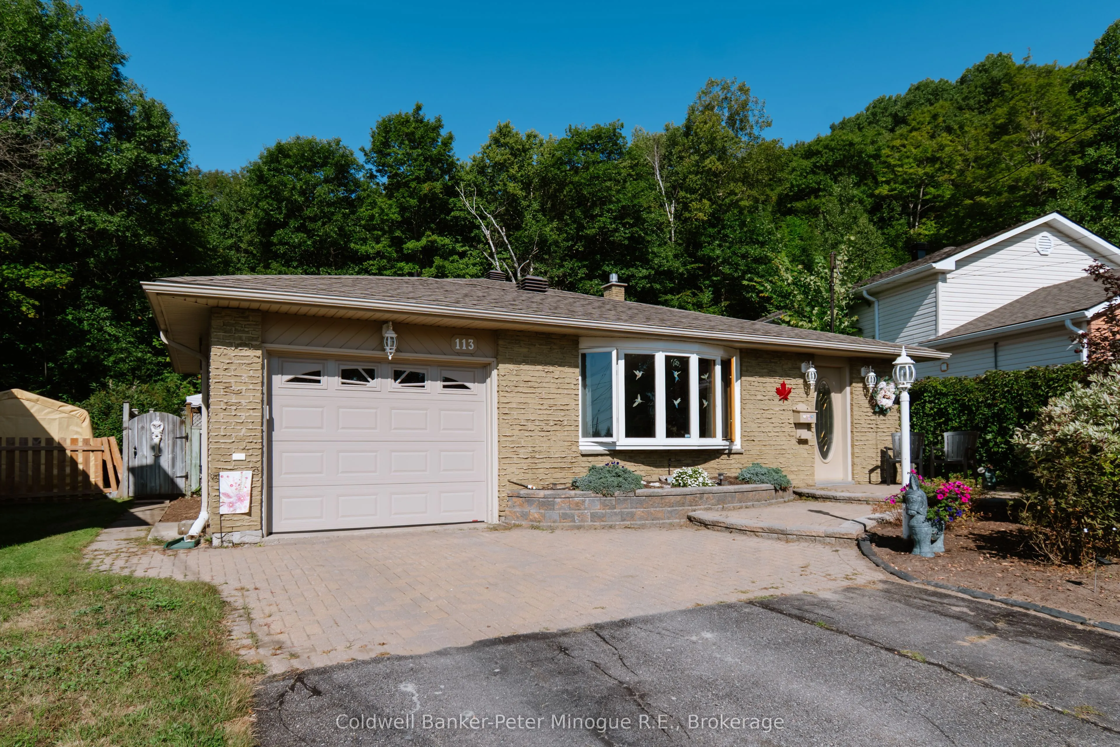 113 Sherryl Crescent