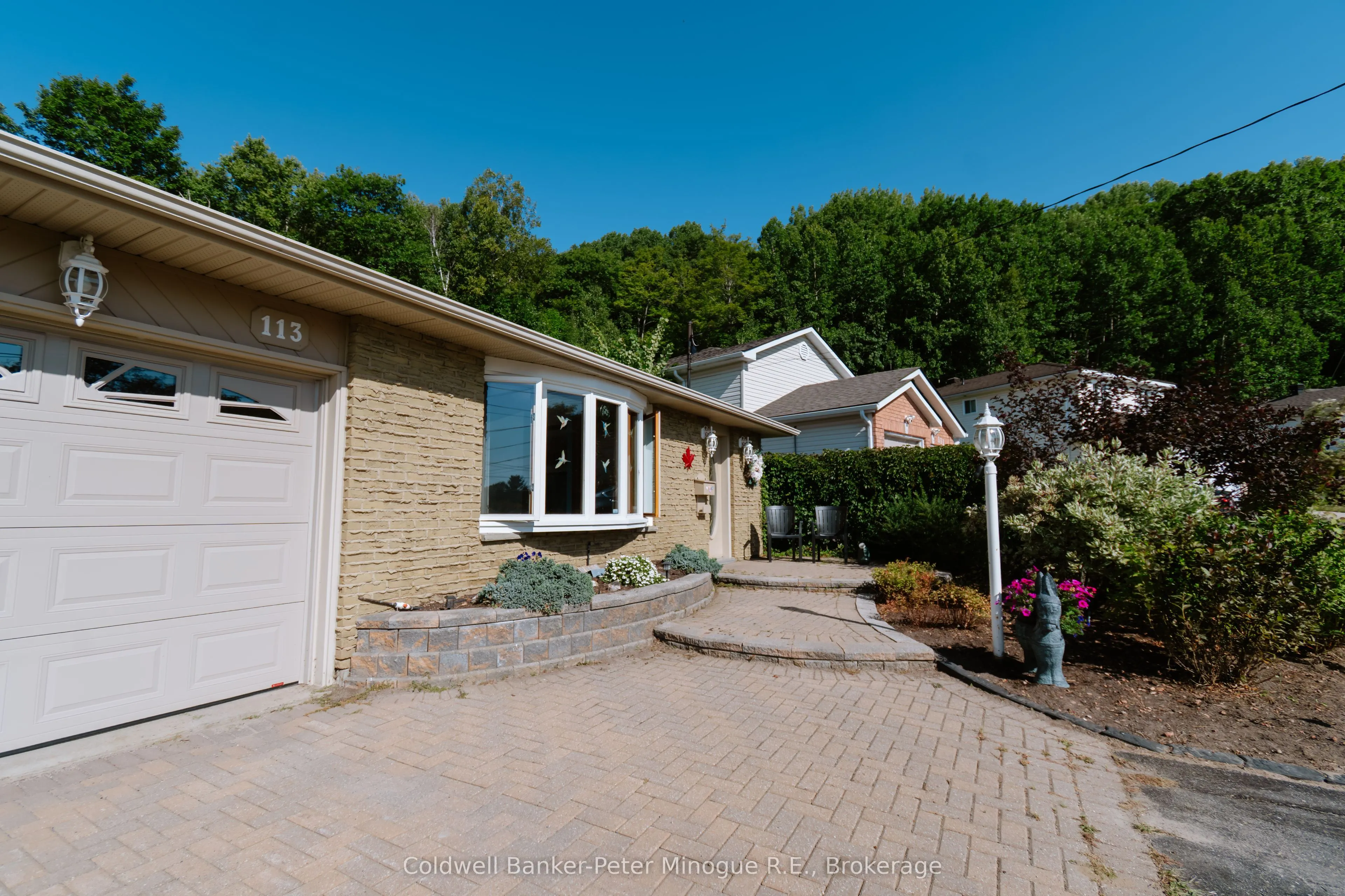 113 Sherryl Crescent