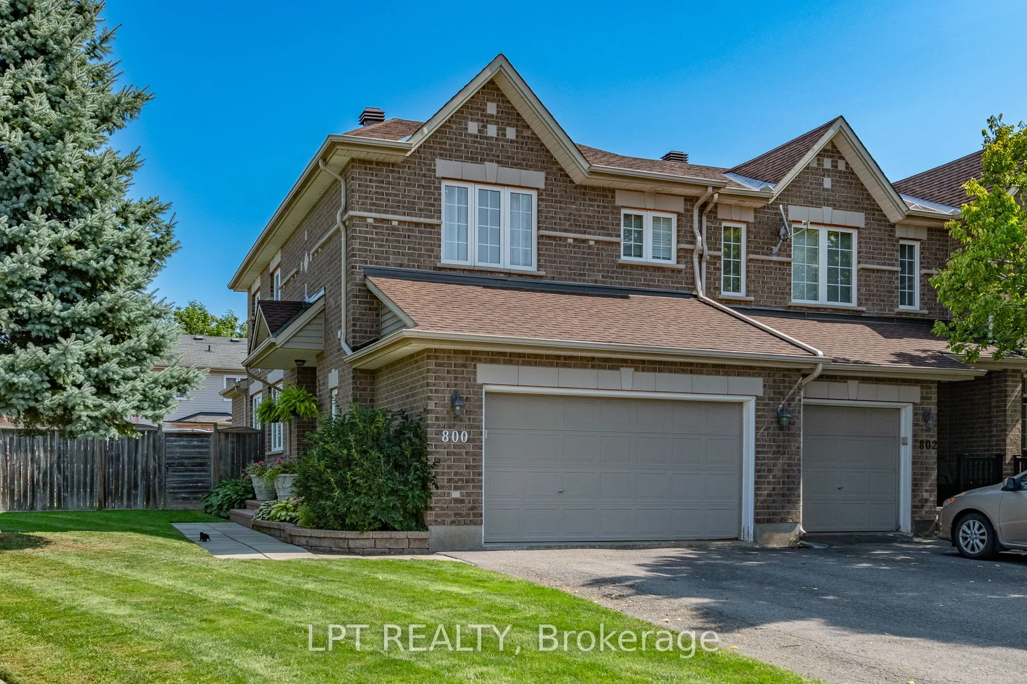 800 Schooner Crescent