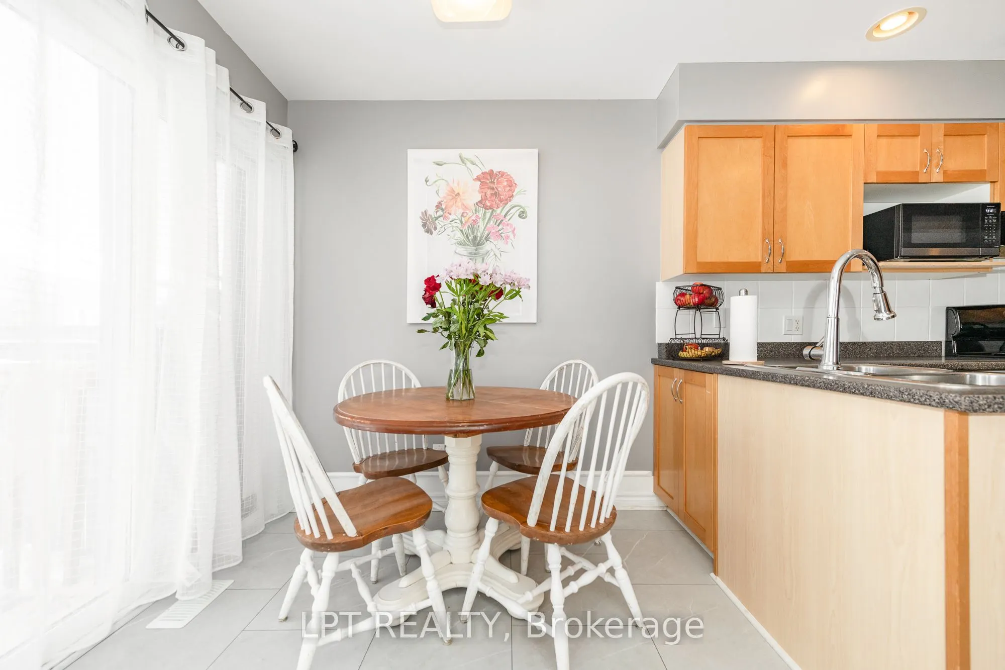 800 Schooner Crescent