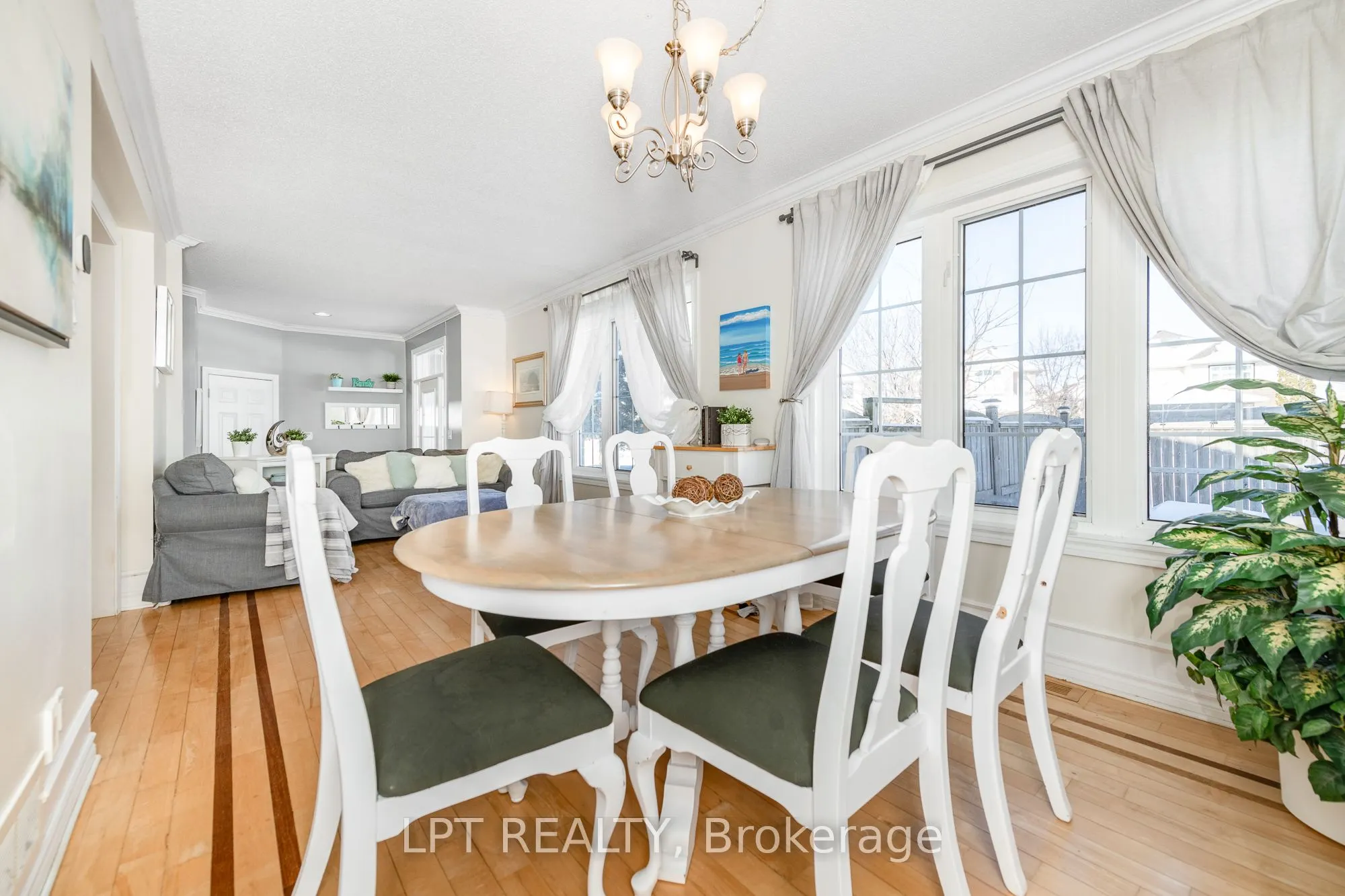 800 Schooner Crescent