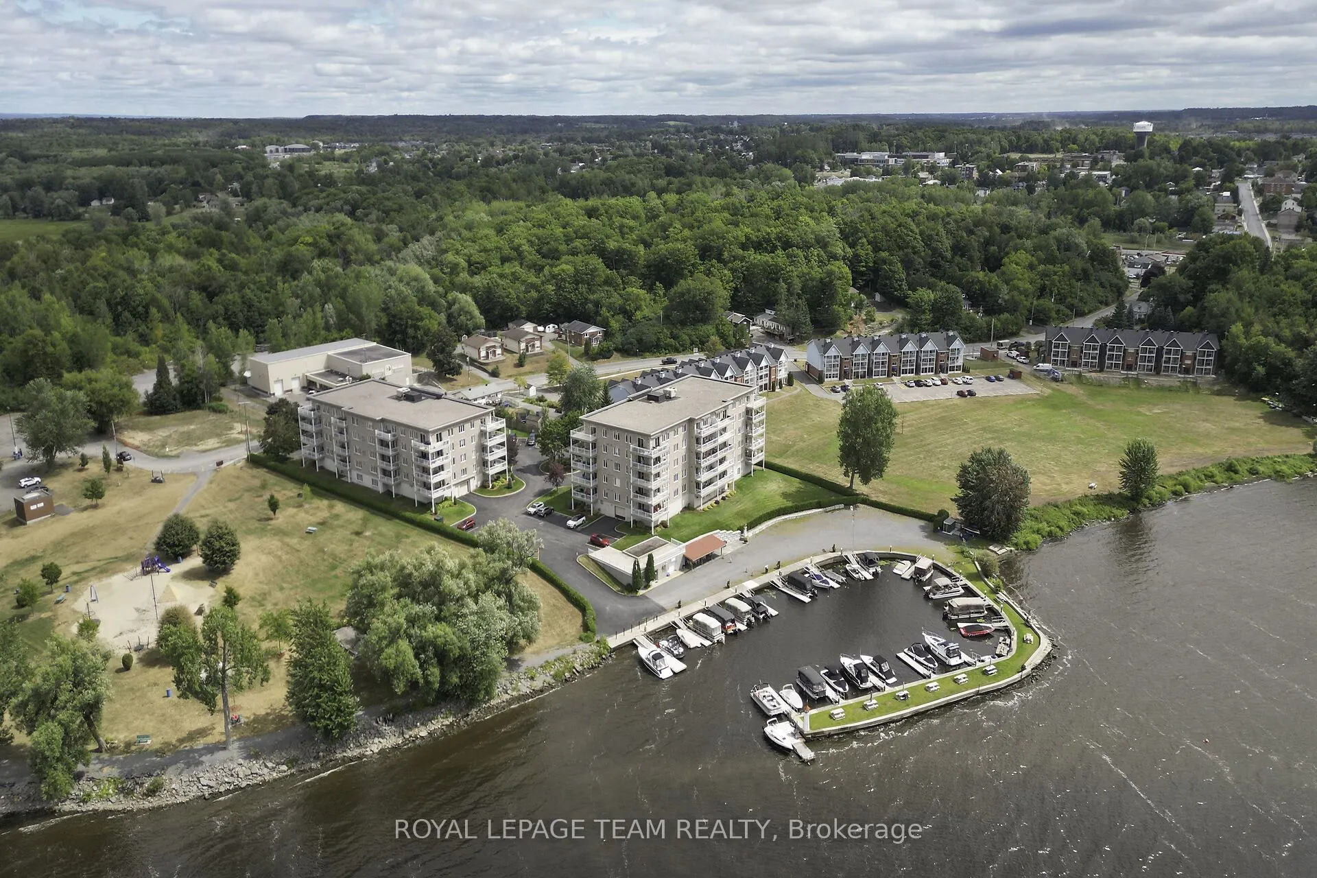 136 Edwards Street, #503