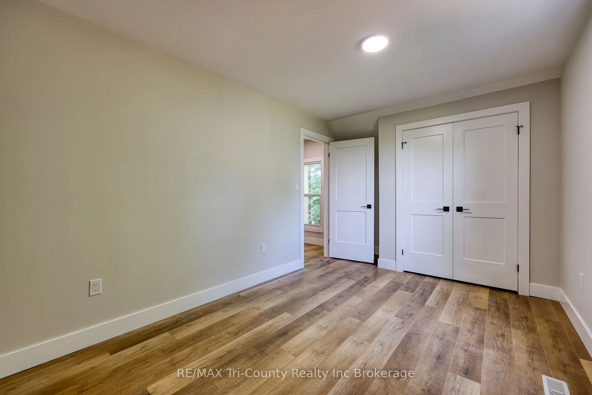 175 McDowell Road W