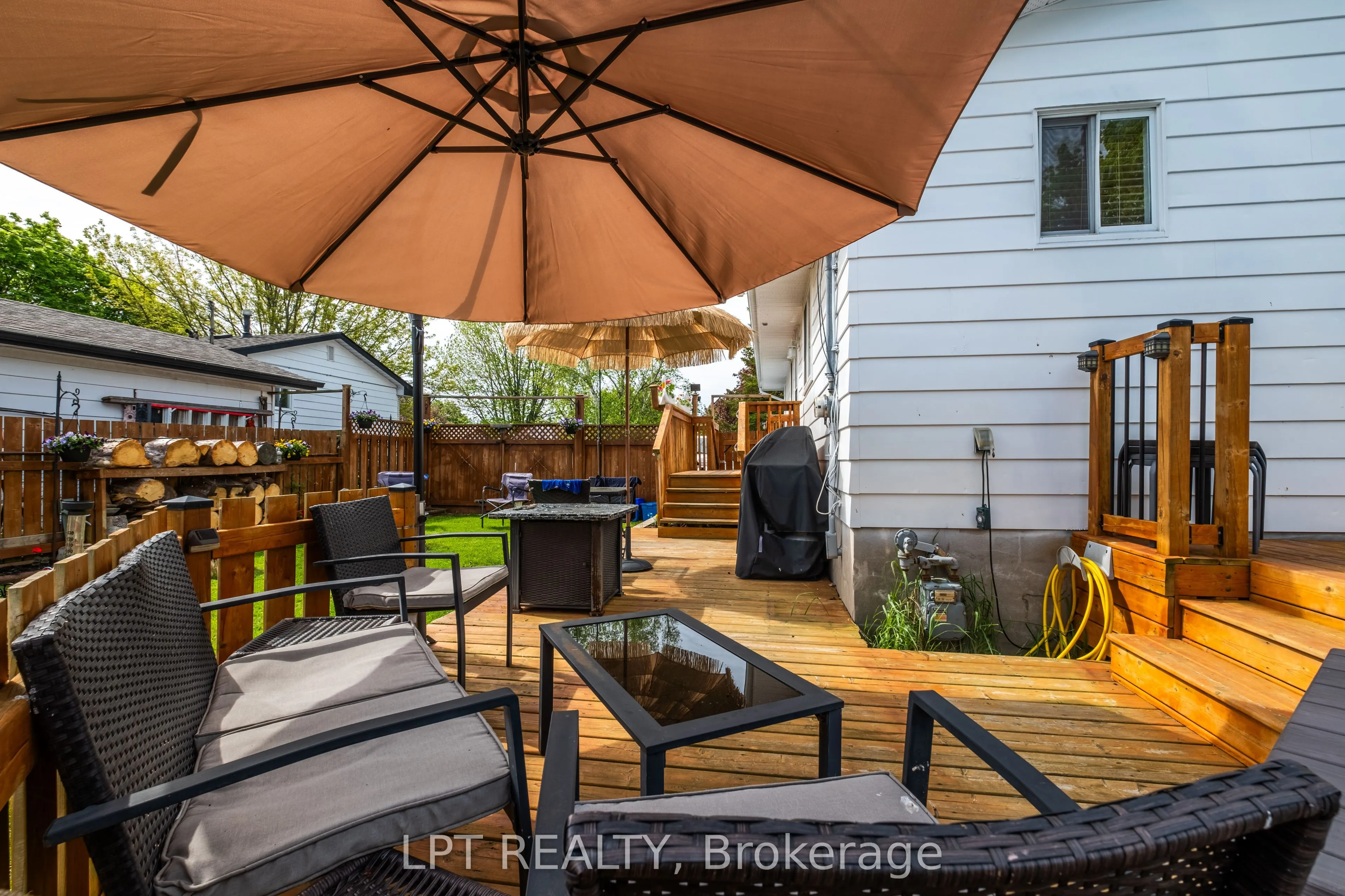 3 Deerfield Street