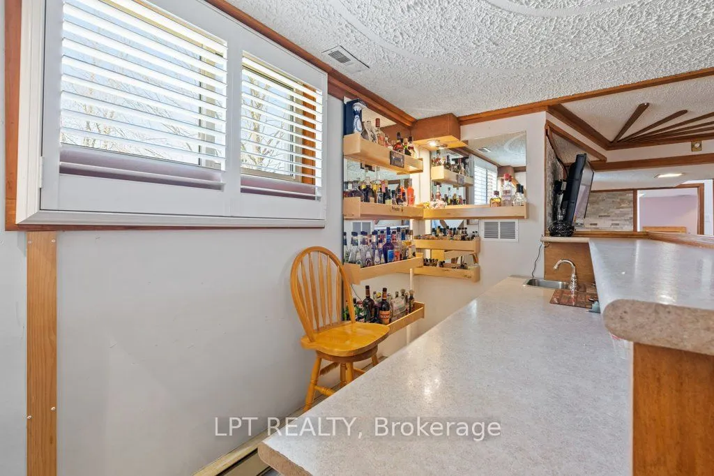 3 Deerfield Street