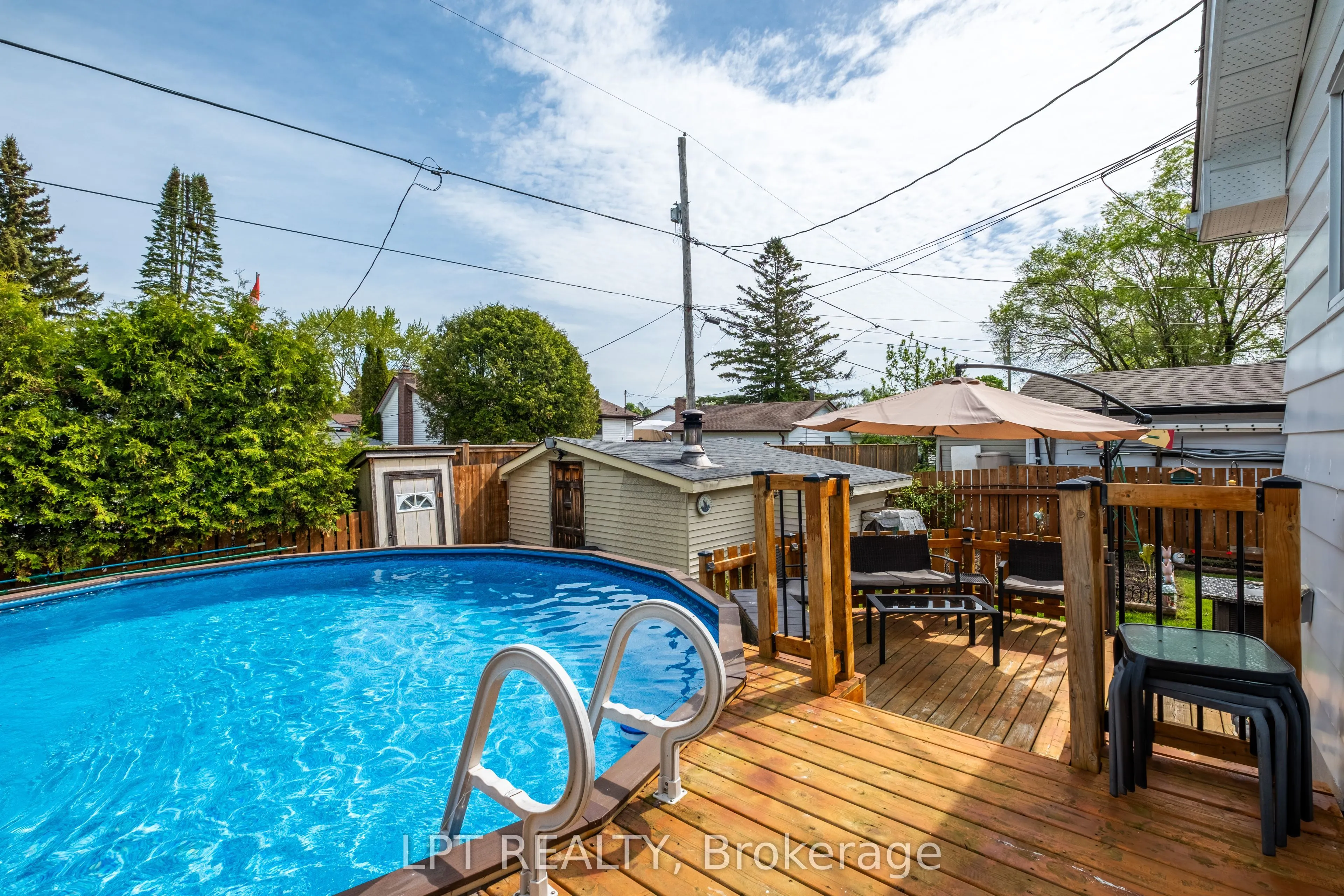 3 Deerfield Street